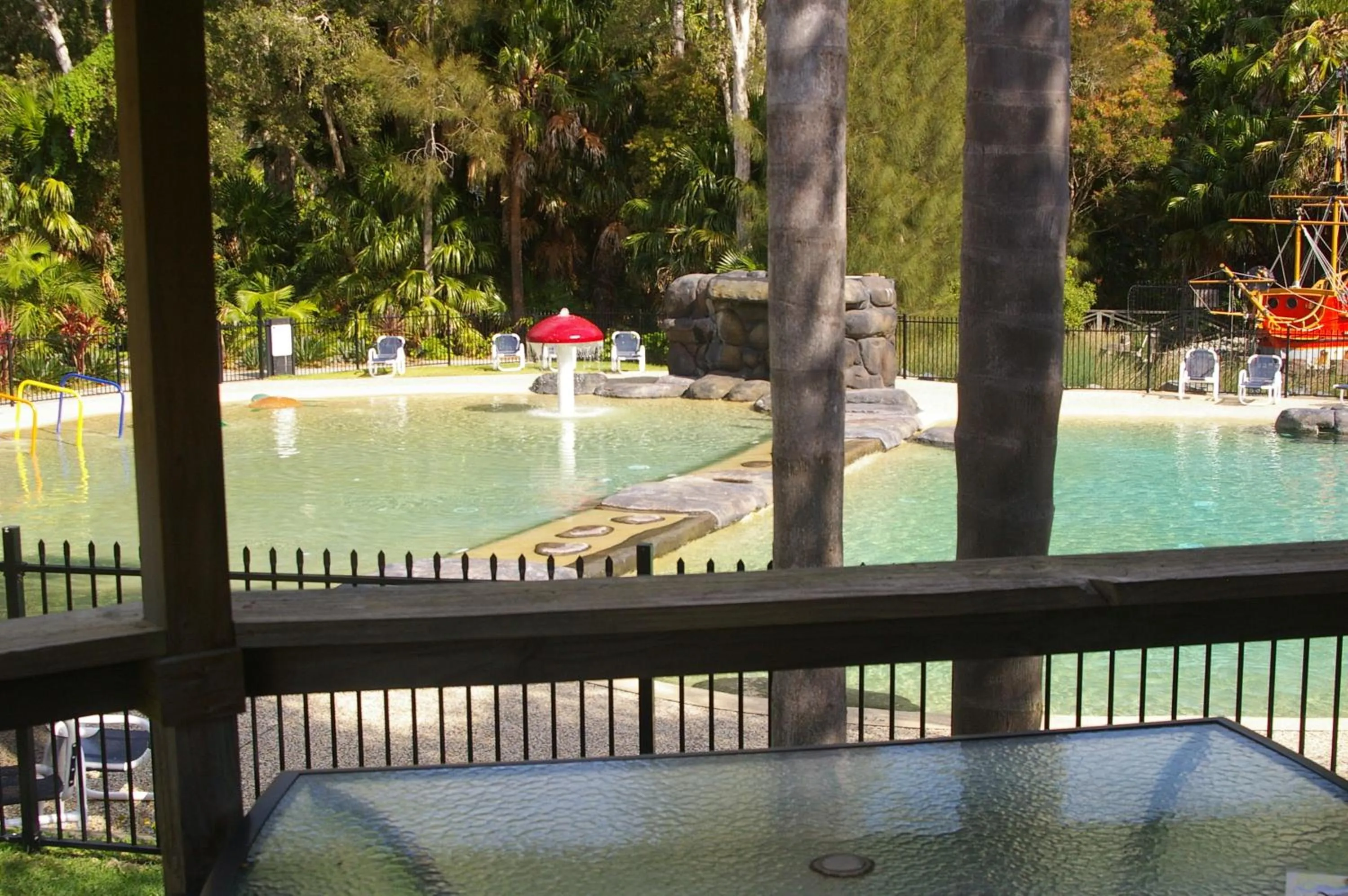 Swimming pool in Smugglers Cove Holiday Village