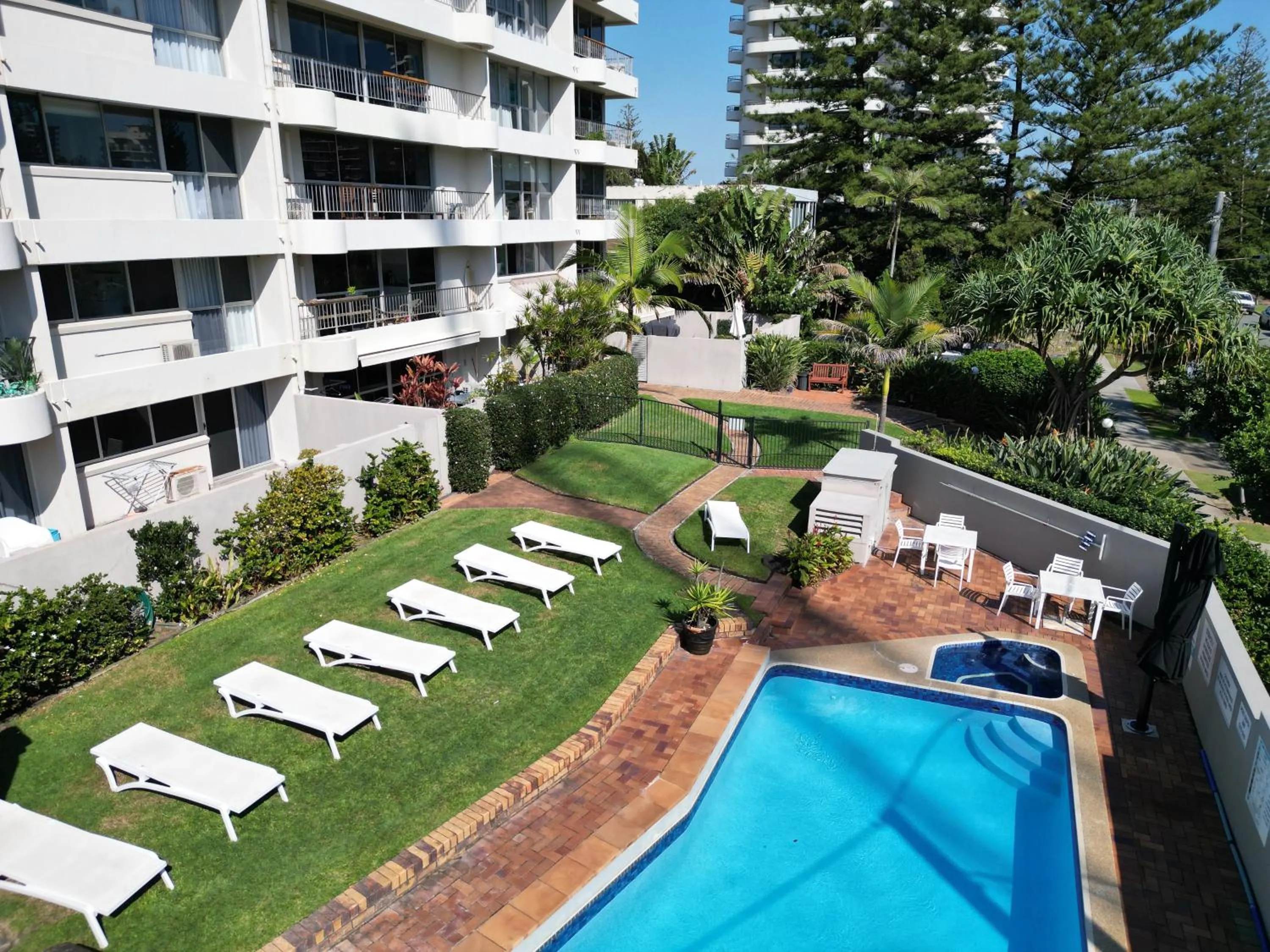 Property building in Surfers Chalet