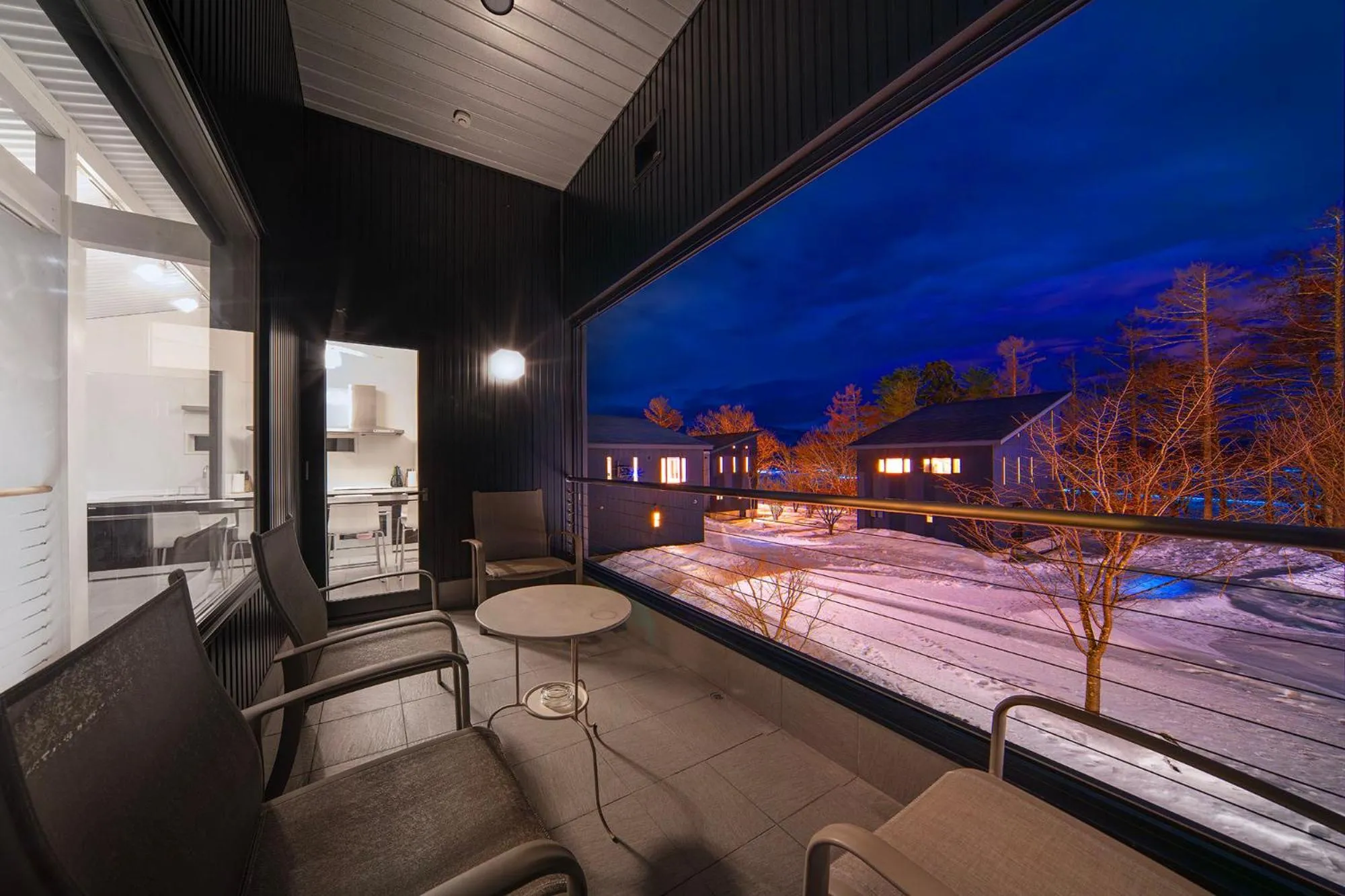 Powdersuites by The Hakuba Collection