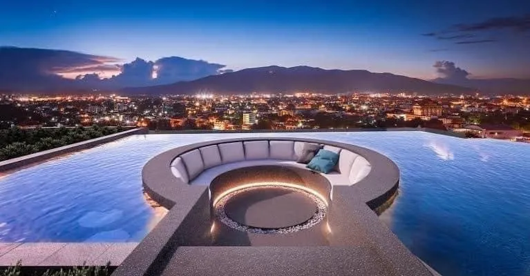Pool view in Family Suite Nice Pool Full Facilities Self Check