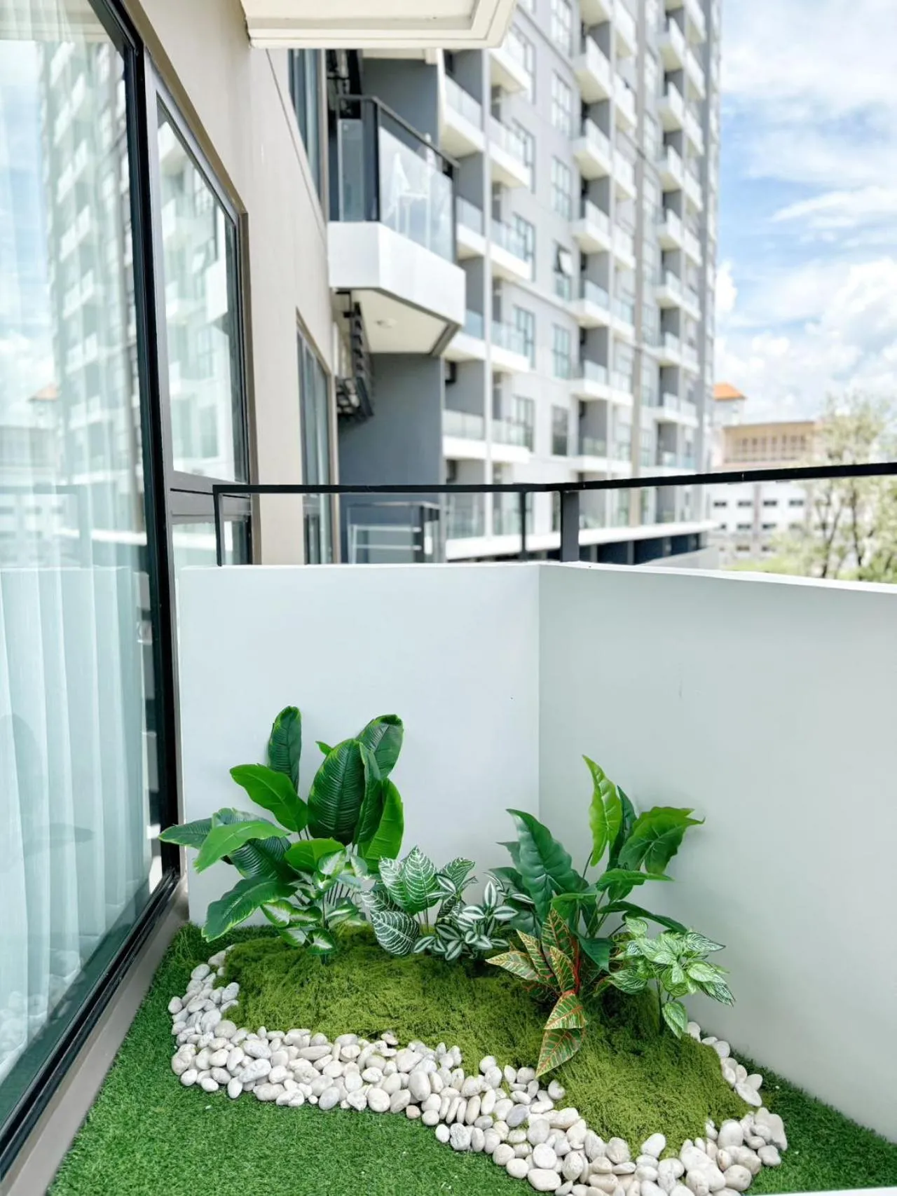 Balcony/Terrace in Family Suite Nice Pool Full Facilities Self Check