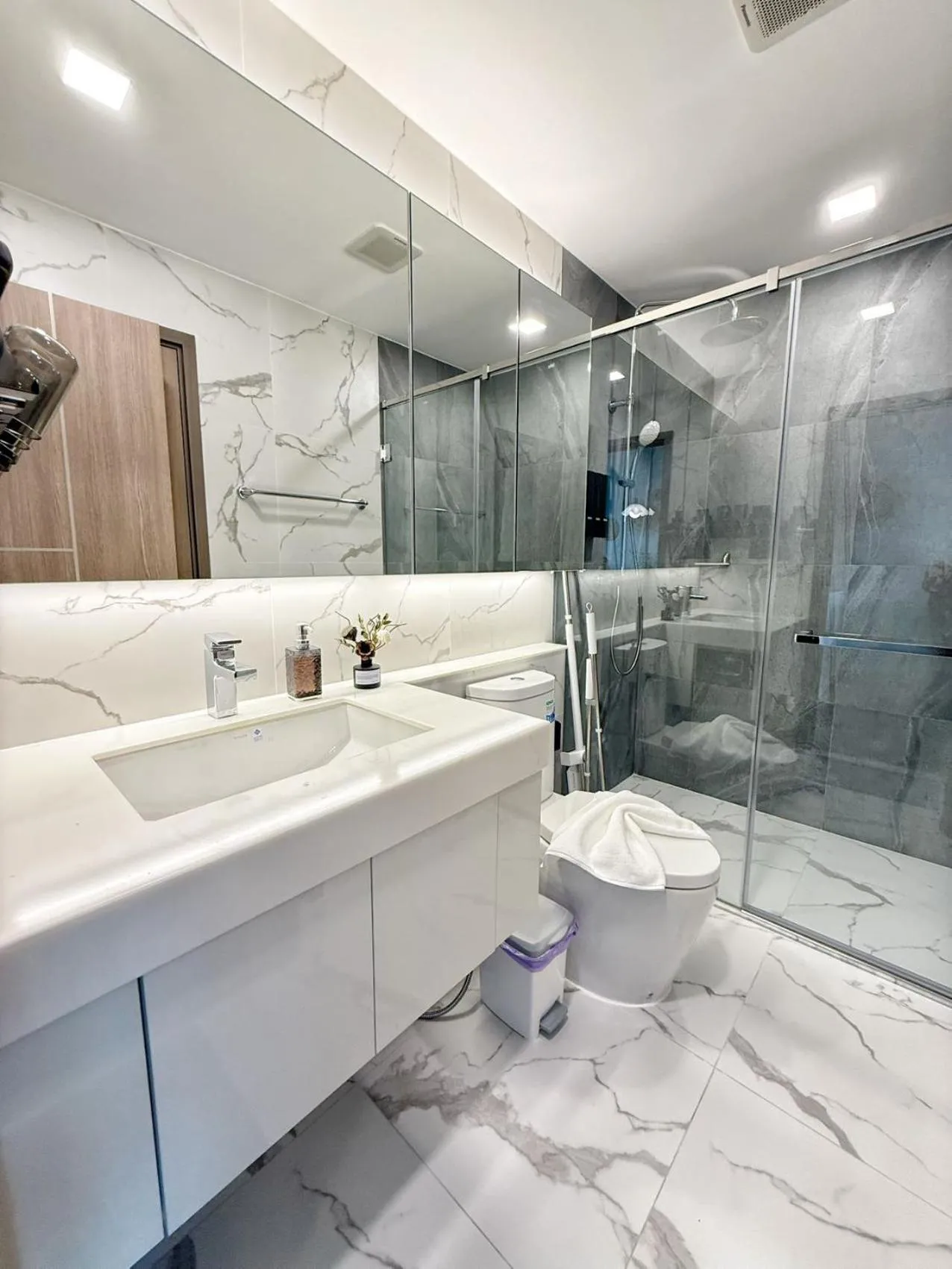Toilet in Family Suite Nice Pool Full Facilities Self Check