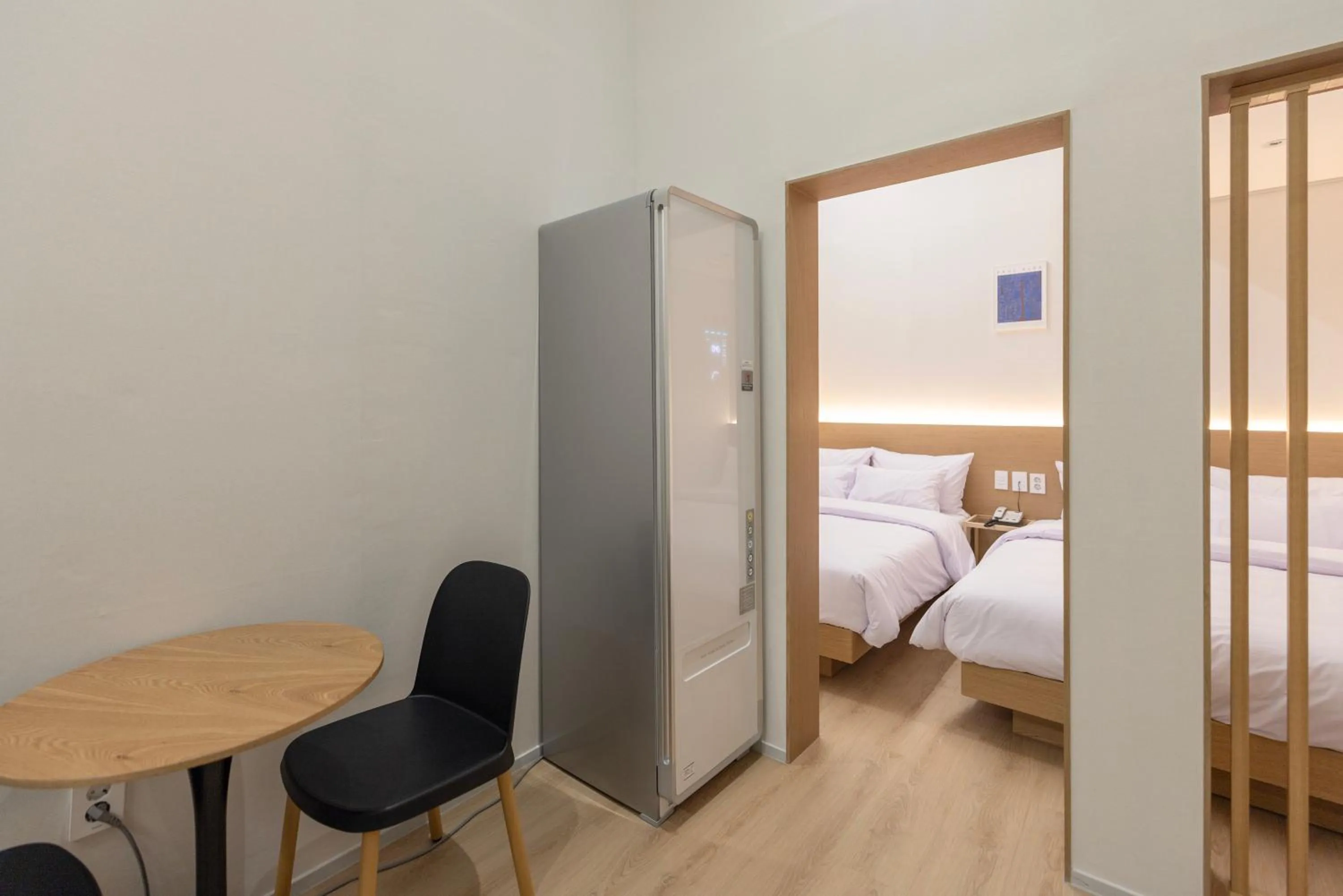 wardrobe, Bed in From H US Hotel with Aank Seoul Gangseo Hwagok