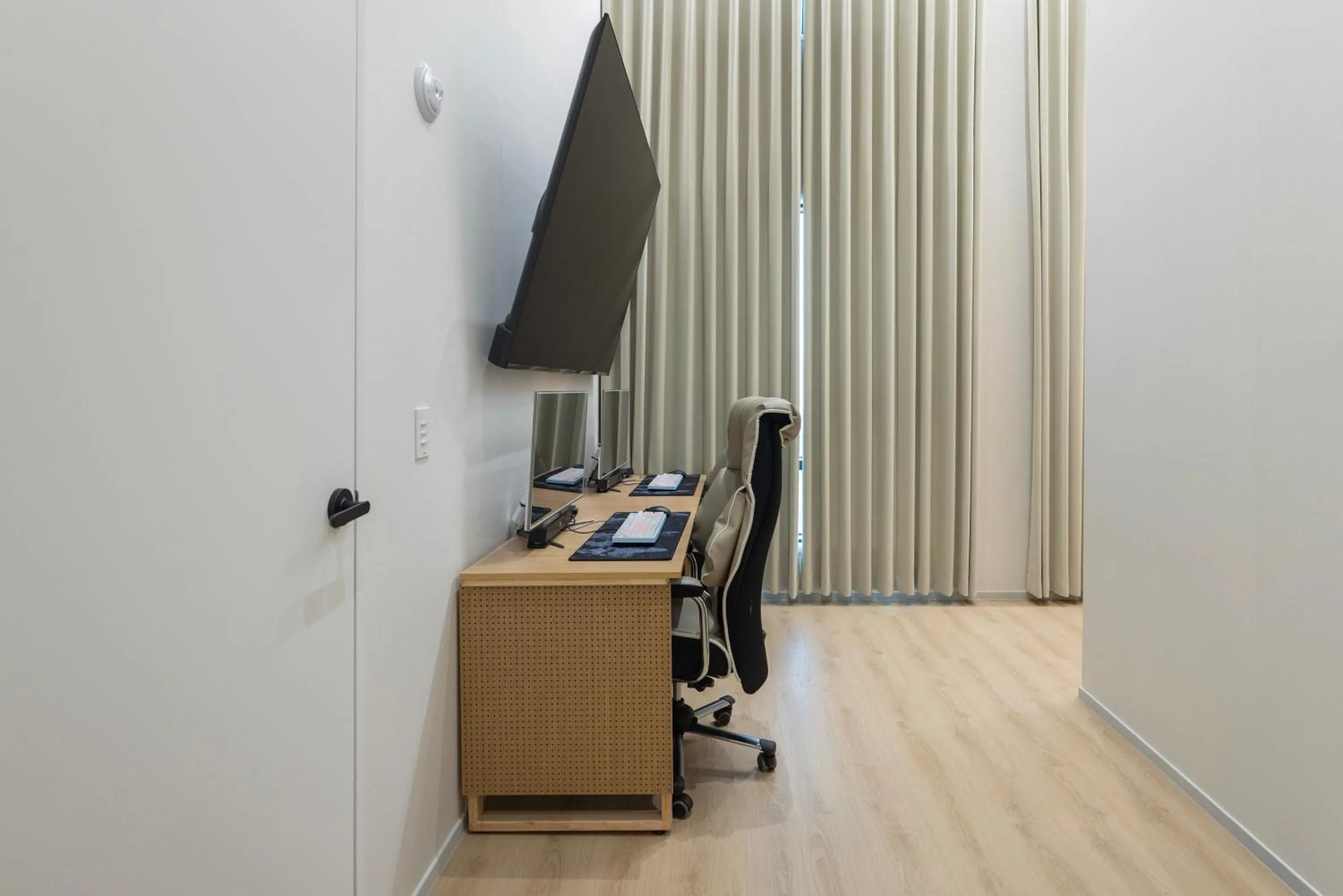 internet in From H US Hotel with Aank Seoul Gangseo Hwagok