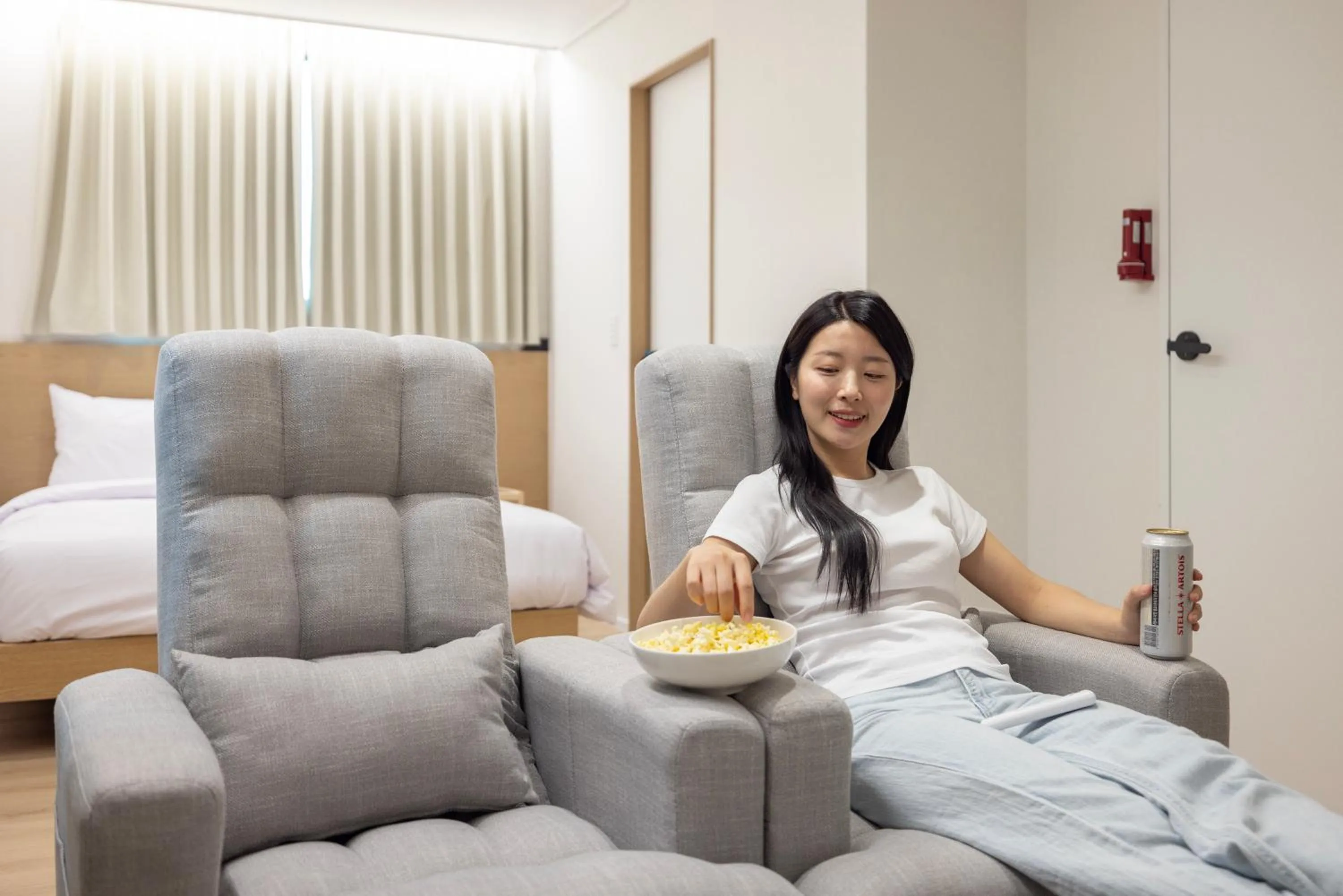 TV and multimedia in From H US Hotel with Aank Seoul Gangseo Hwagok