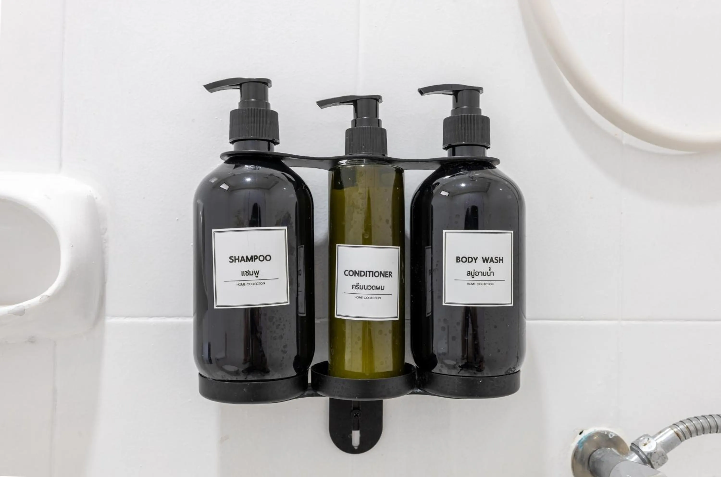 Bathroom in Calmly Stay Ratchada