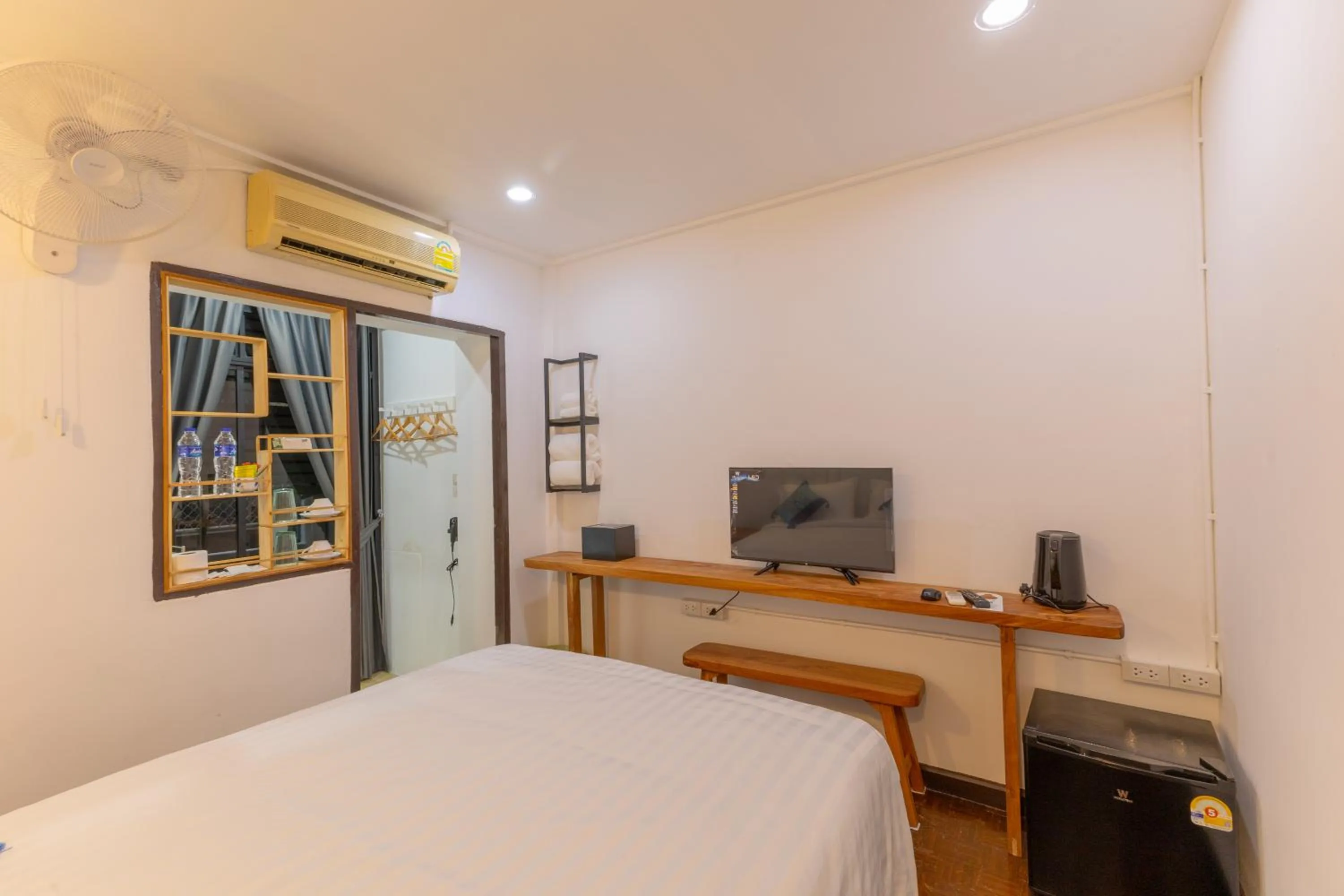 Area and facilities, Bed in Calmly Stay Ratchada