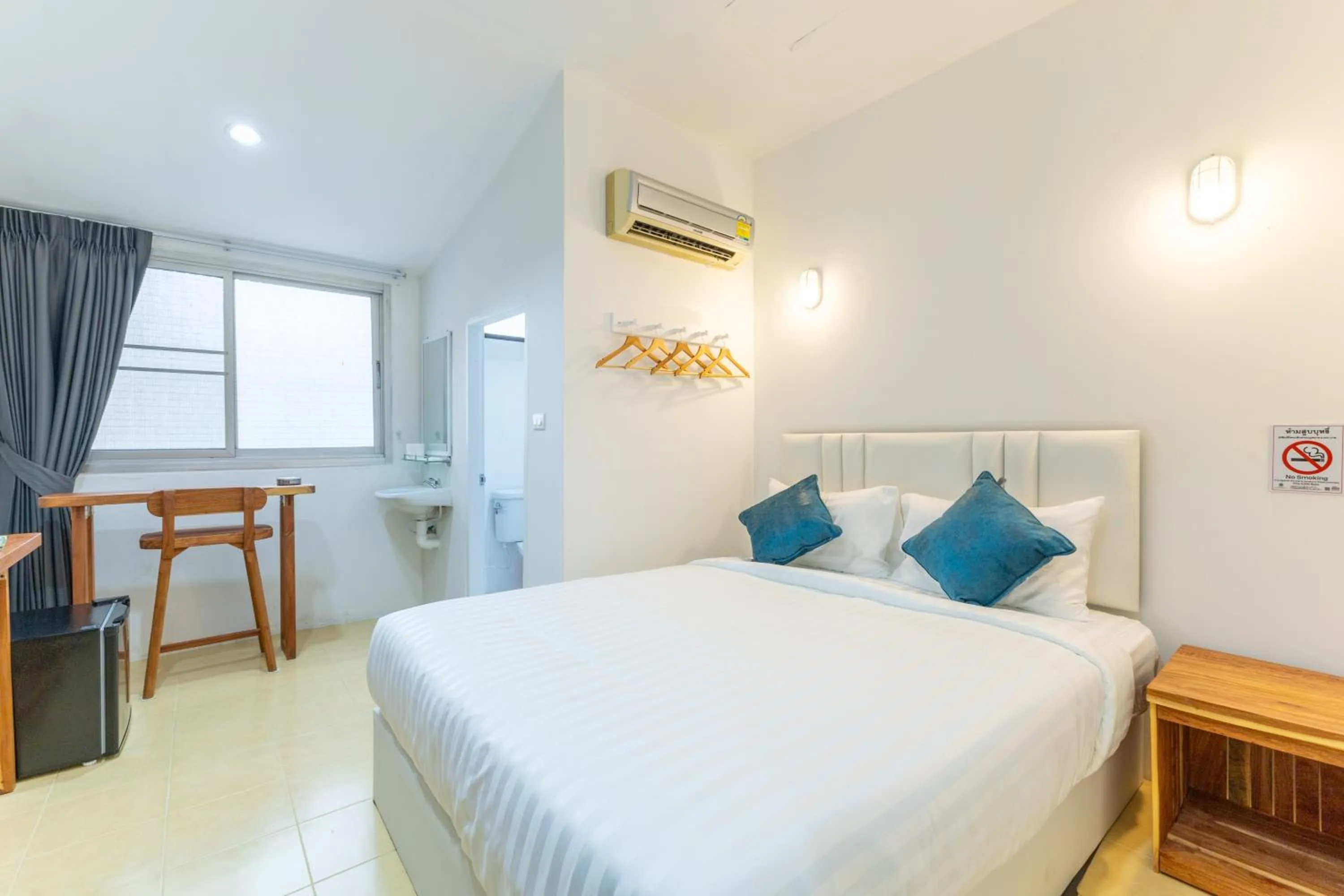 Bed in Calmly Stay Ratchada