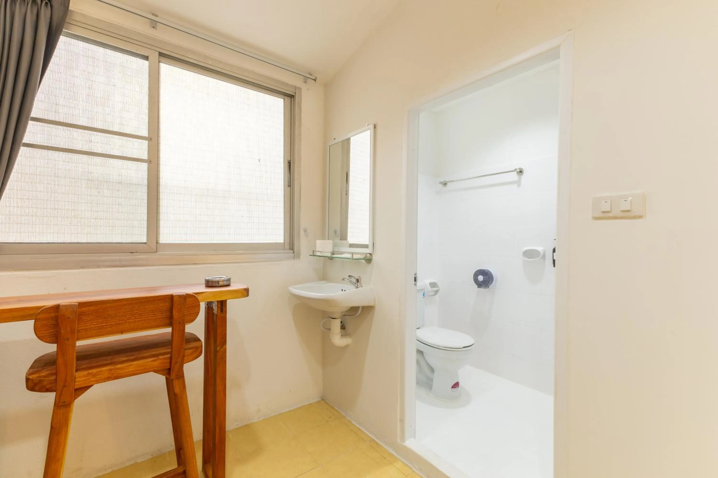 Bathroom in Calmly Stay Ratchada