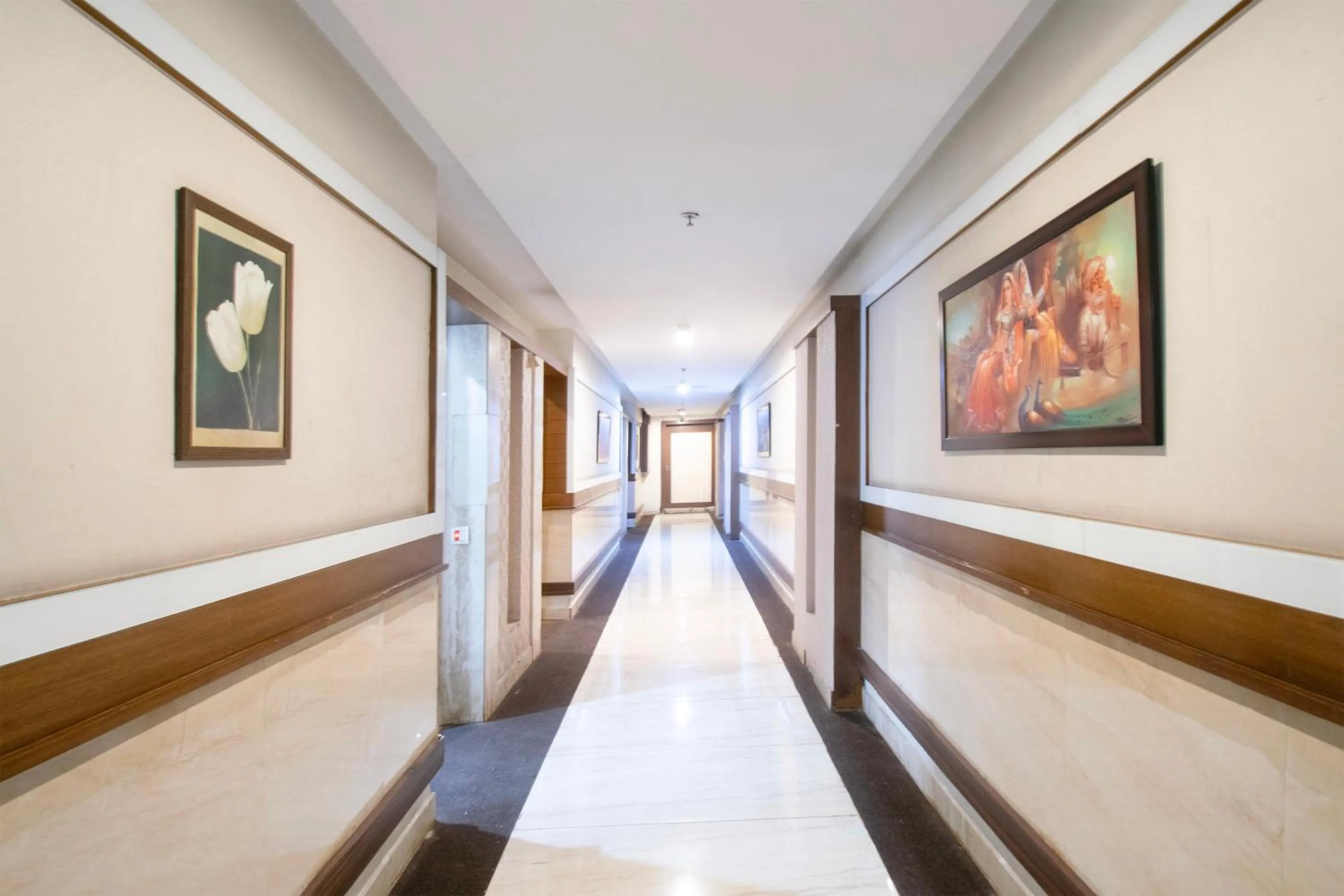 Lobby or reception in Super Townhouse Kothapet Formerly Surabhi Elite