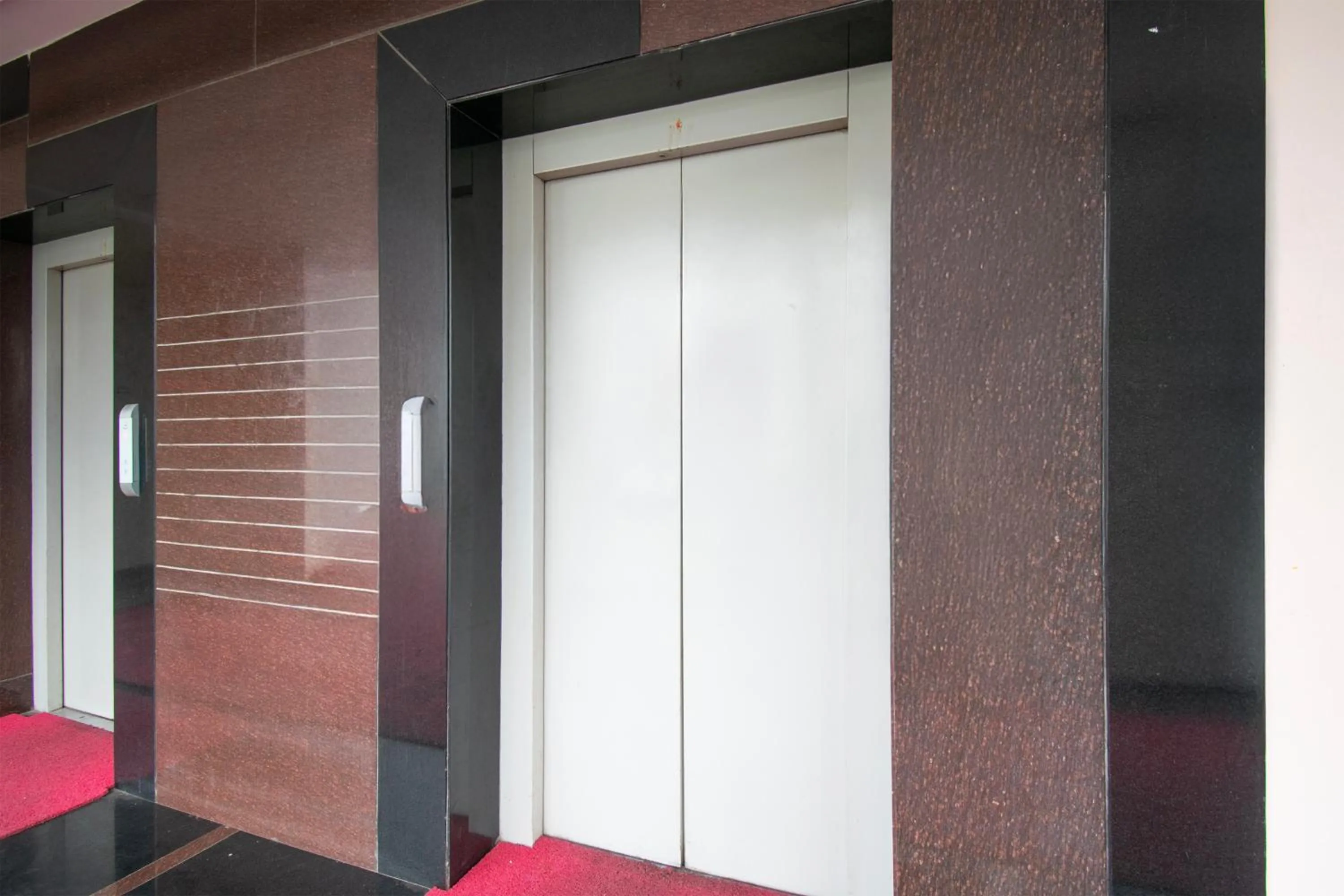 elevator in Townhouse Kothapet Formerly Surabhi Elite