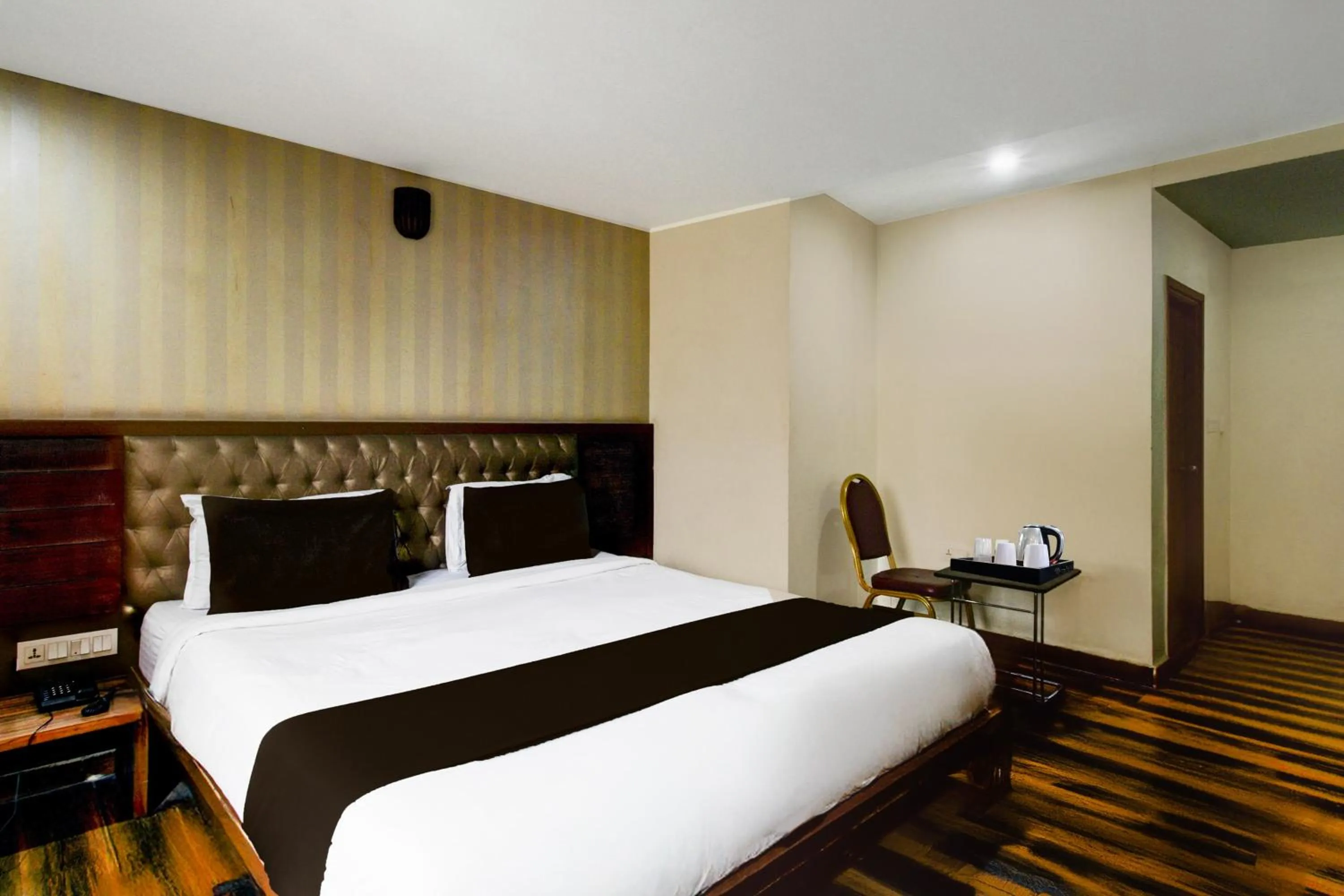 Bedroom in Townhouse Kothapet Formerly Surabhi Elite