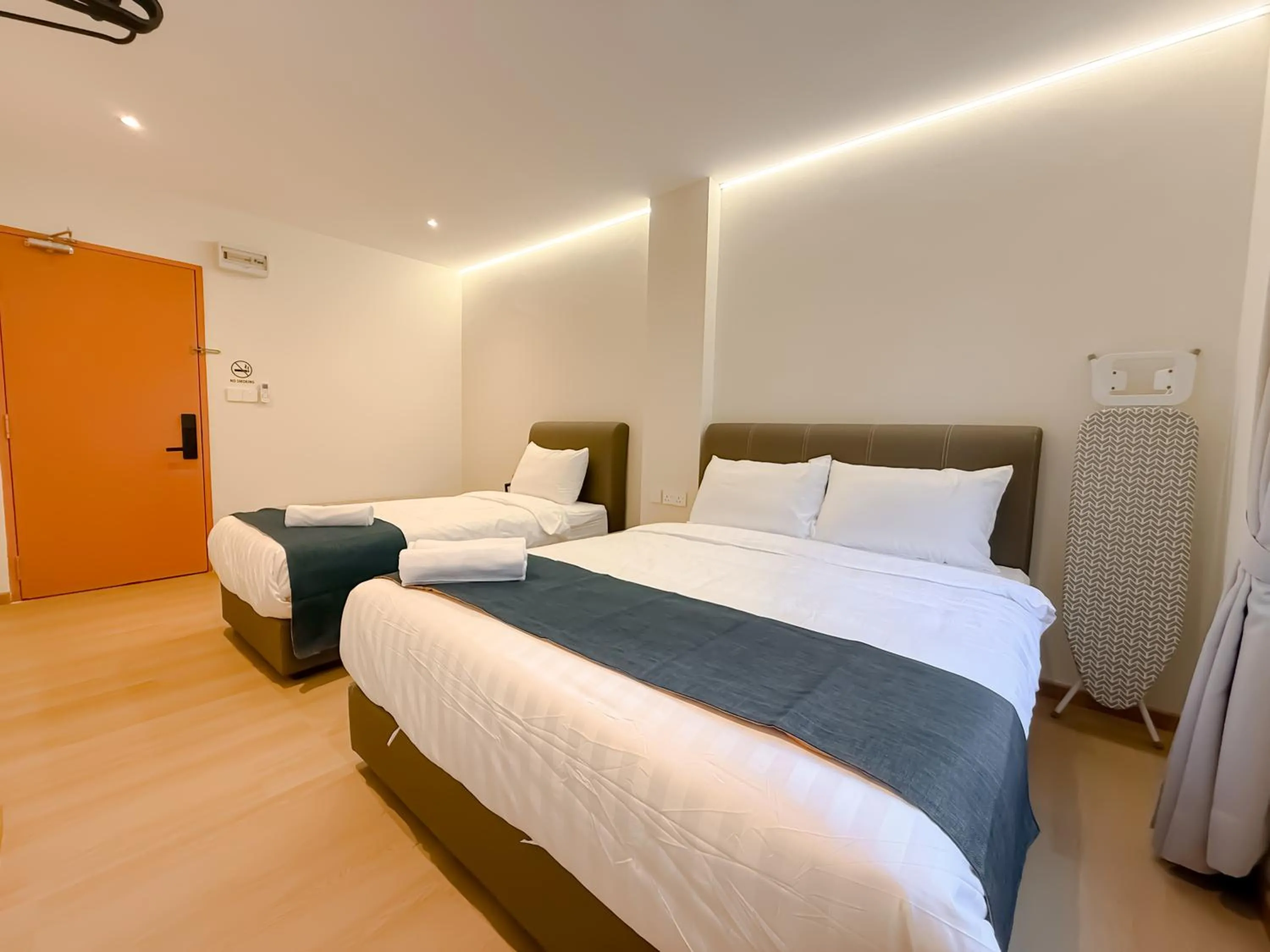 Bed in Resandau Stay Ipoh - Nearby Ipoh Town - Private Car Park and Lift - Whole unit & Coliving