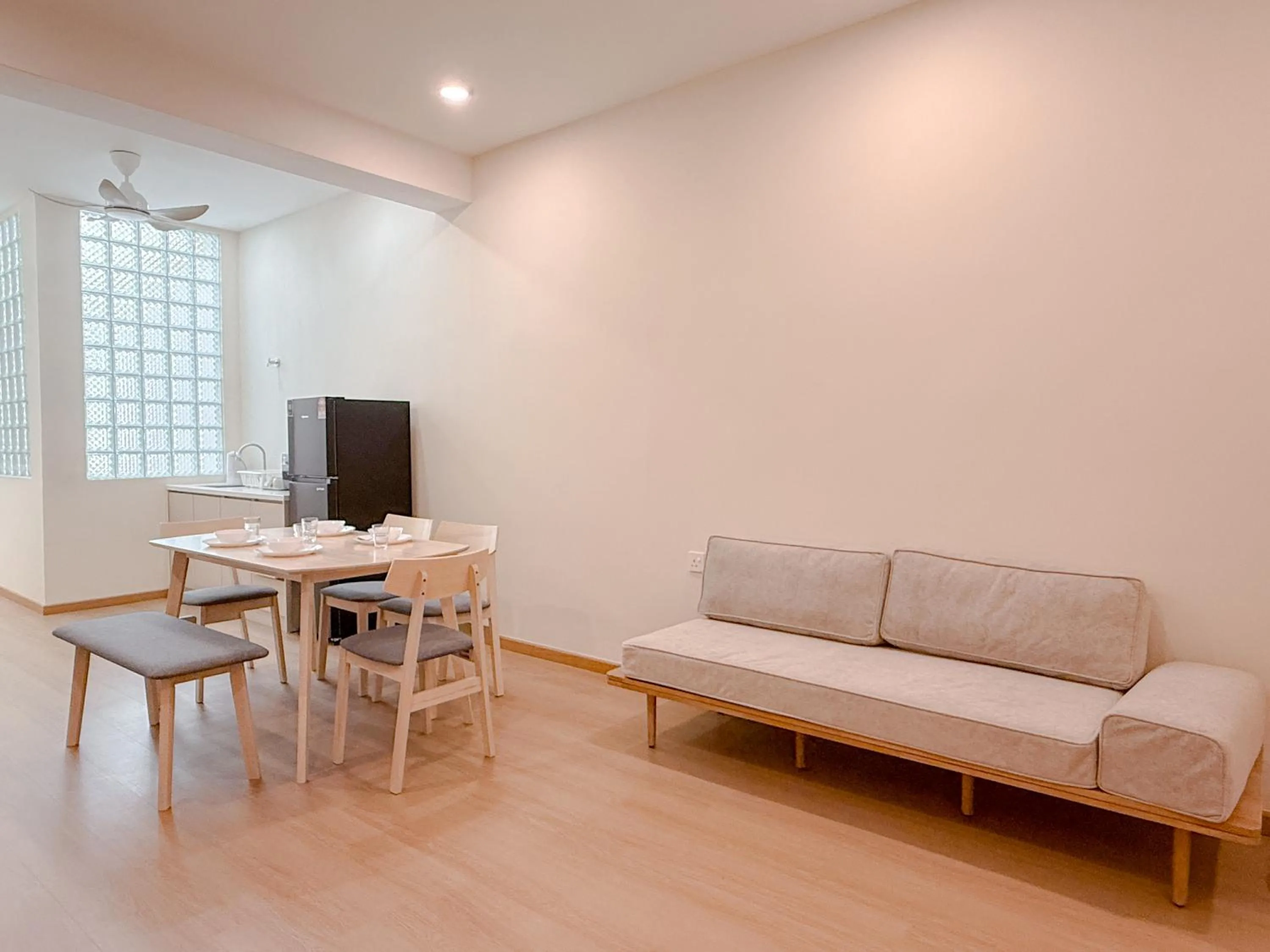 Resandau Stay Ipoh - Nearby Ipoh Town - Private Car Park and Lift - Whole unit & Coliving