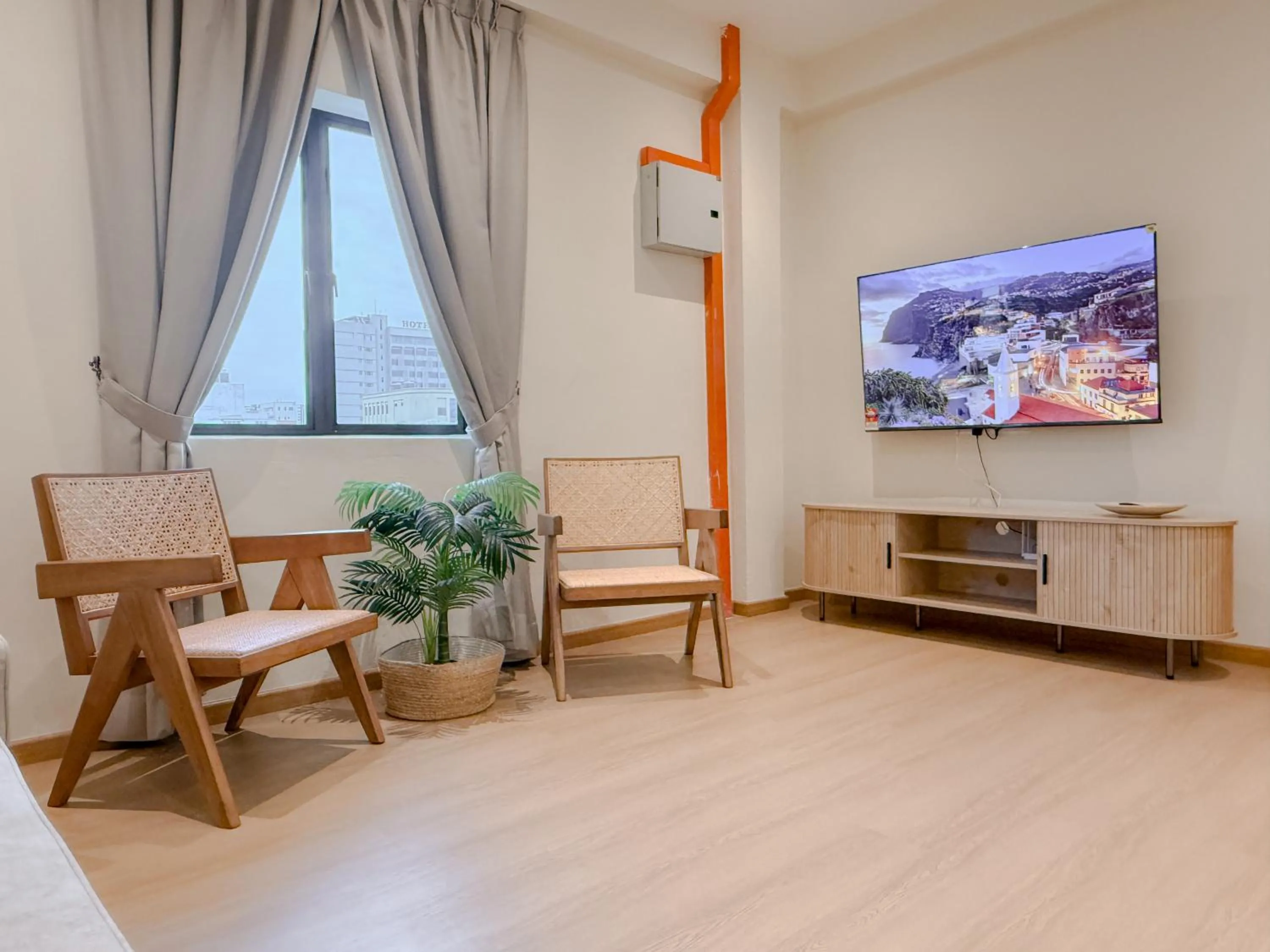 Resandau Stay Ipoh - Nearby Ipoh Town - Private Car Park and Lift - Whole unit & Coliving