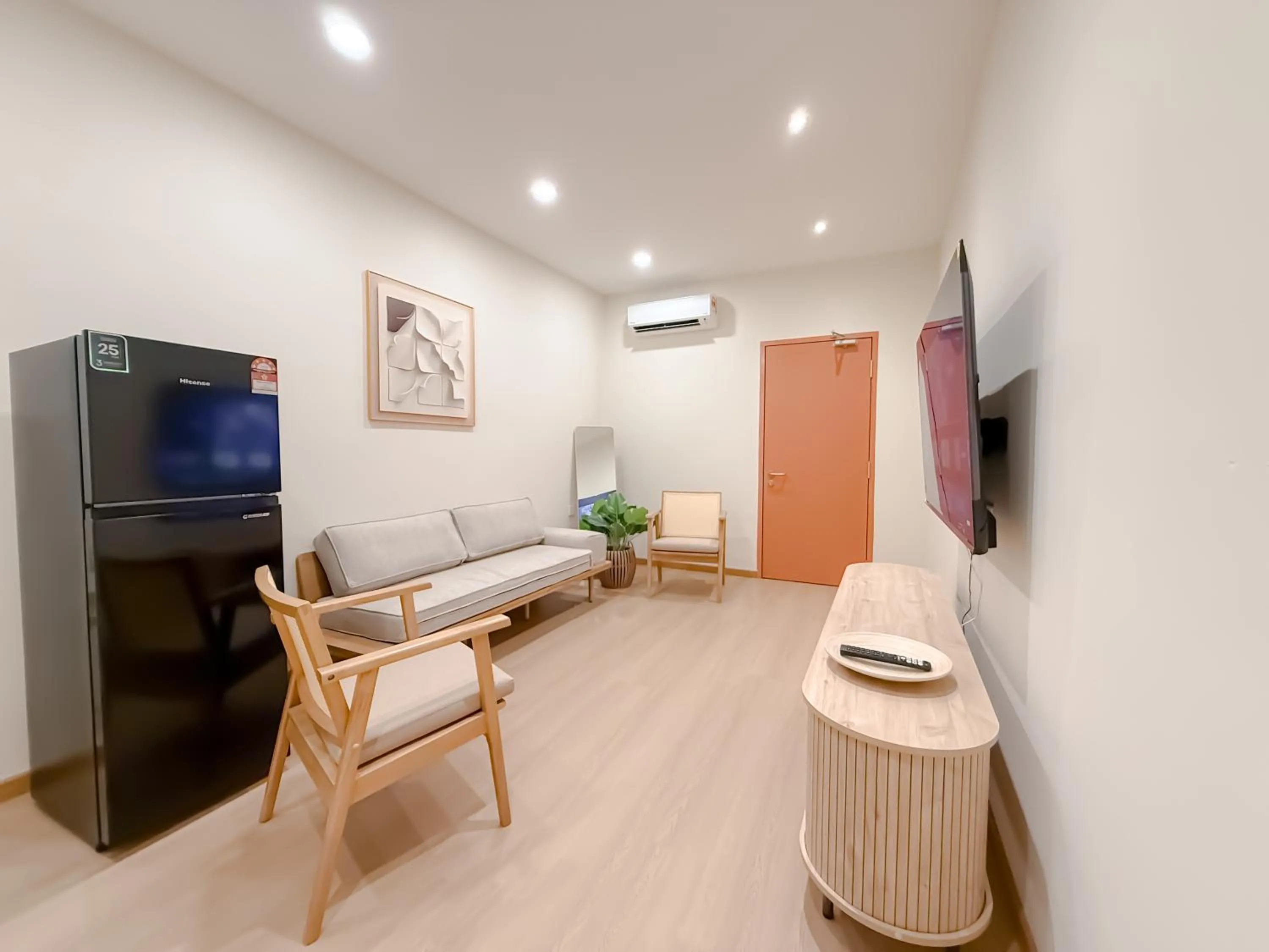 Resandau Stay Ipoh - Nearby Ipoh Town - Private Car Park and Lift - Whole unit & Coliving