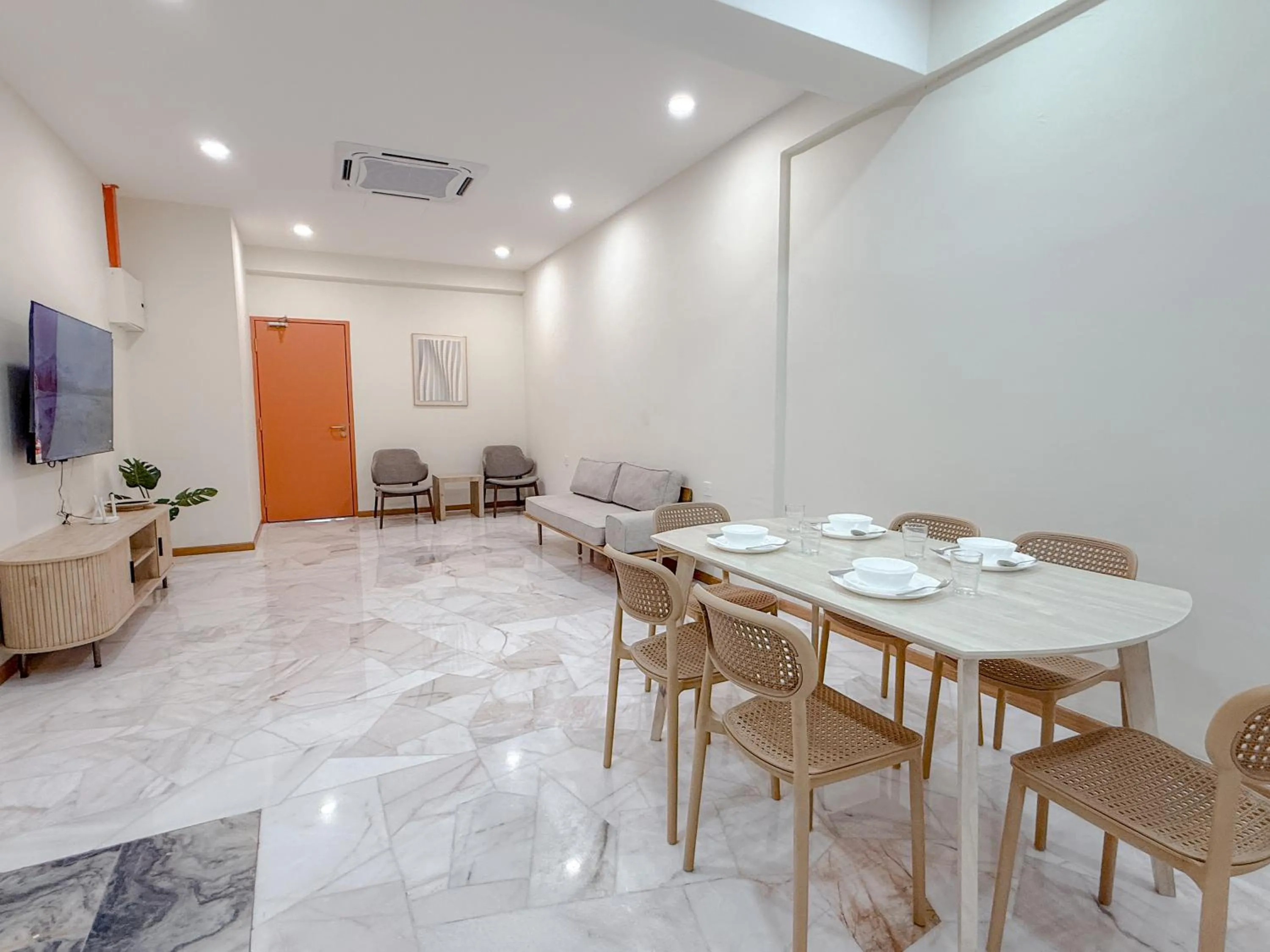 Resandau Stay Ipoh - Nearby Ipoh Town - Private Car Park and Lift - Whole unit & Coliving