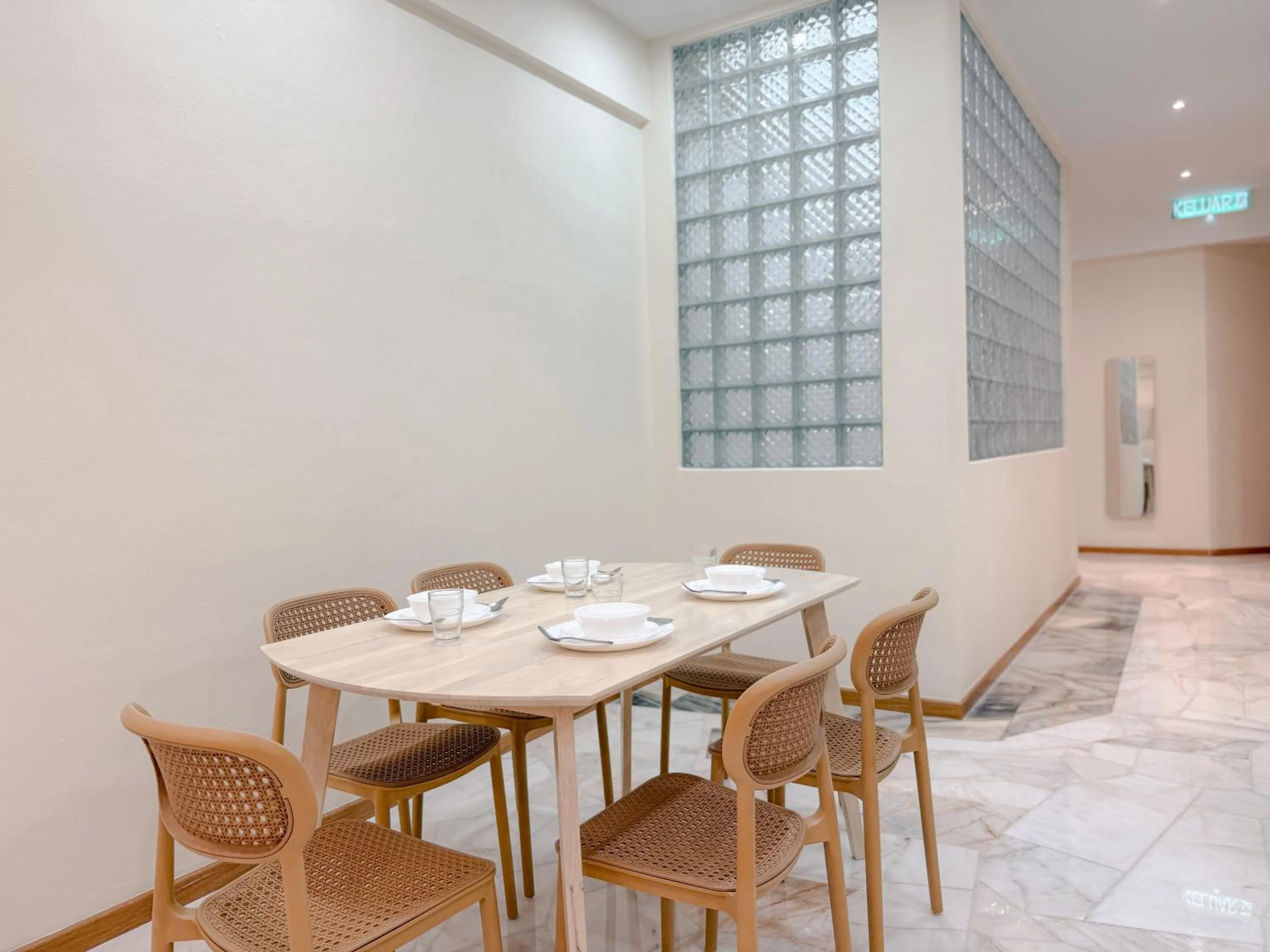 Resandau Stay Ipoh - Nearby Ipoh Town - Private Car Park and Lift - Whole unit & Coliving