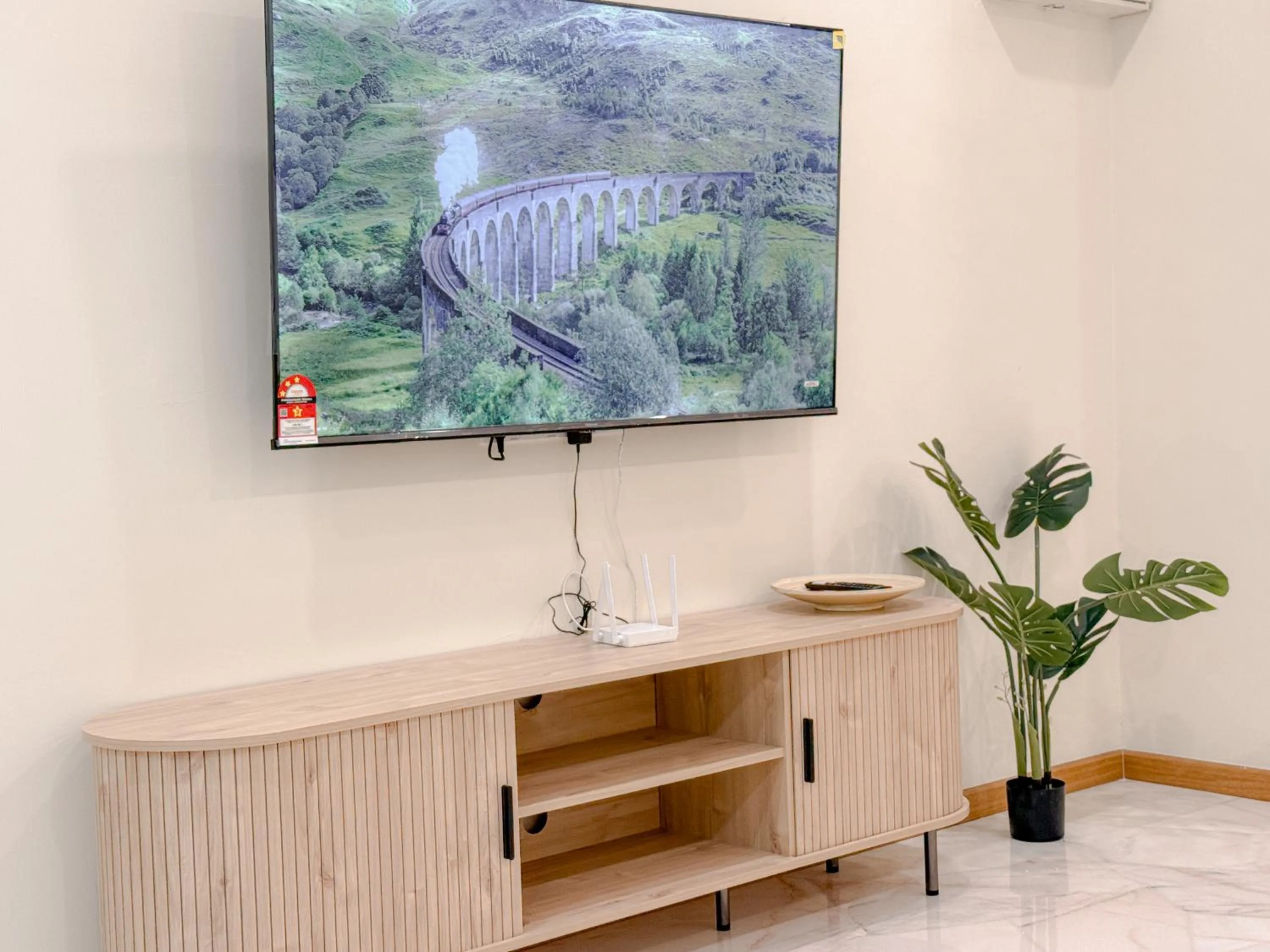 Resandau Stay Ipoh - Nearby Ipoh Town - Private Car Park and Lift - Whole unit & Coliving