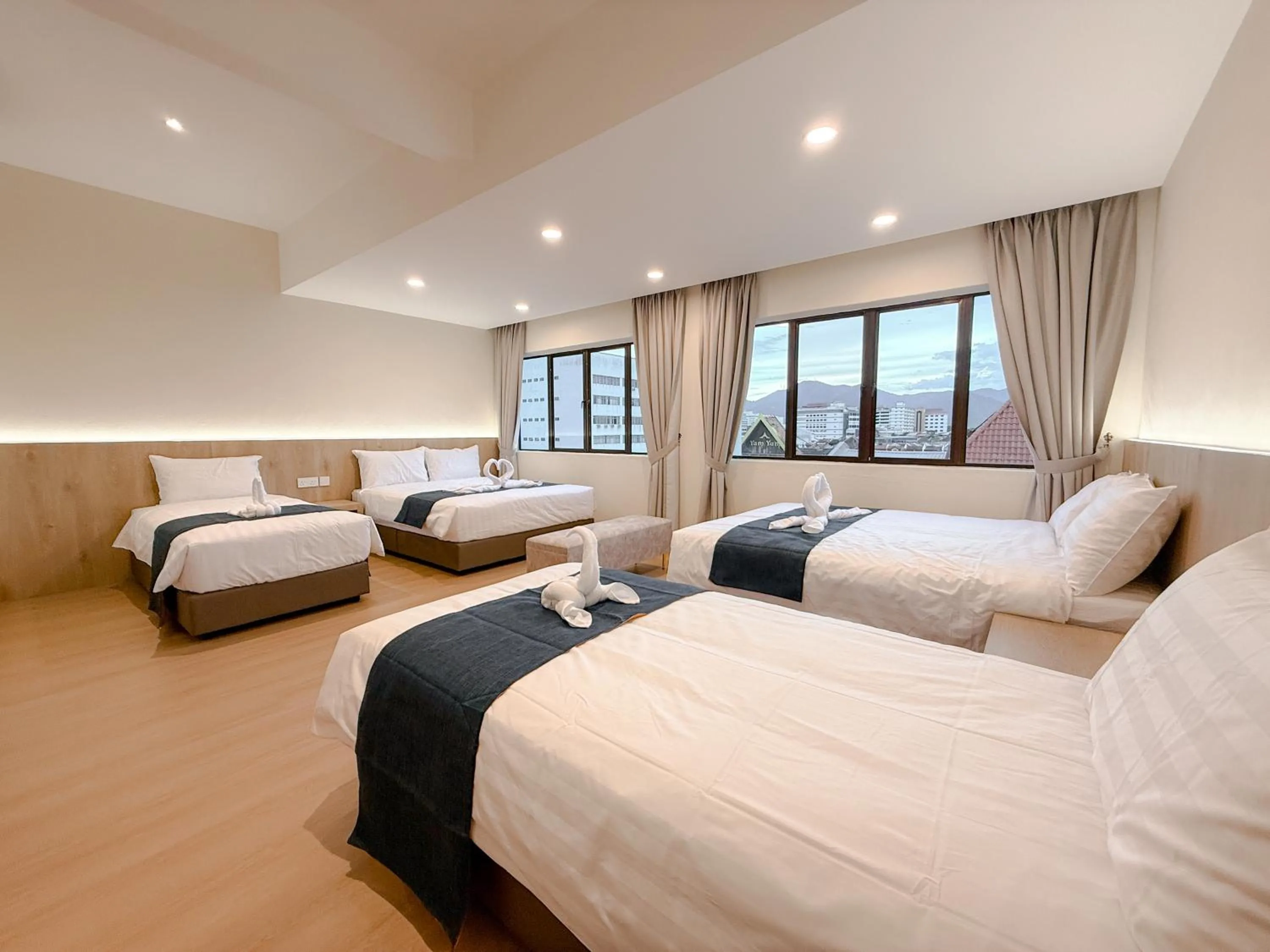 Bed in Resandau Stay Ipoh - Nearby Ipoh Town - Private Car Park and Lift - Whole unit & Coliving