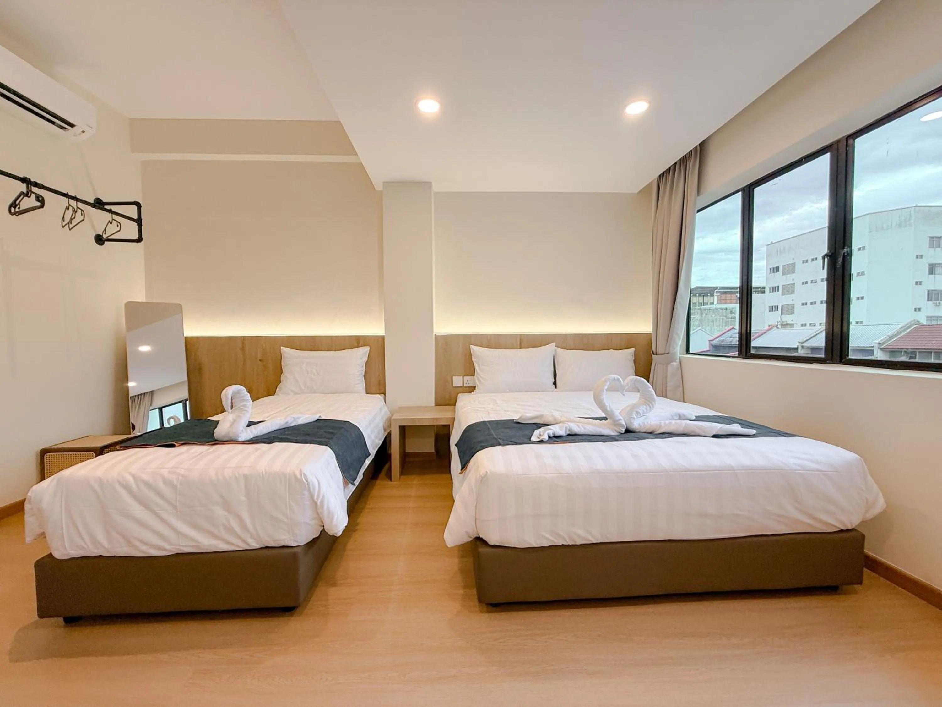 Bed in Resandau Stay Ipoh - Nearby Ipoh Town - Private Car Park and Lift - Whole unit & Coliving