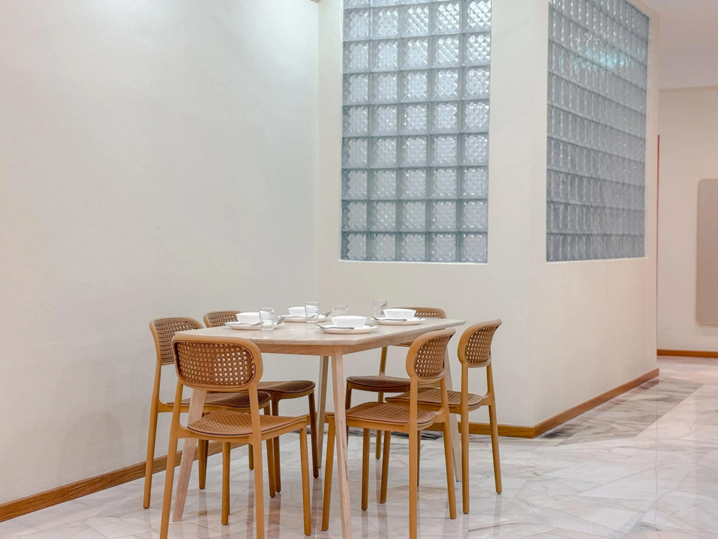 Resandau Stay Ipoh - Nearby Ipoh Town - Private Car Park and Lift - Whole unit & Coliving