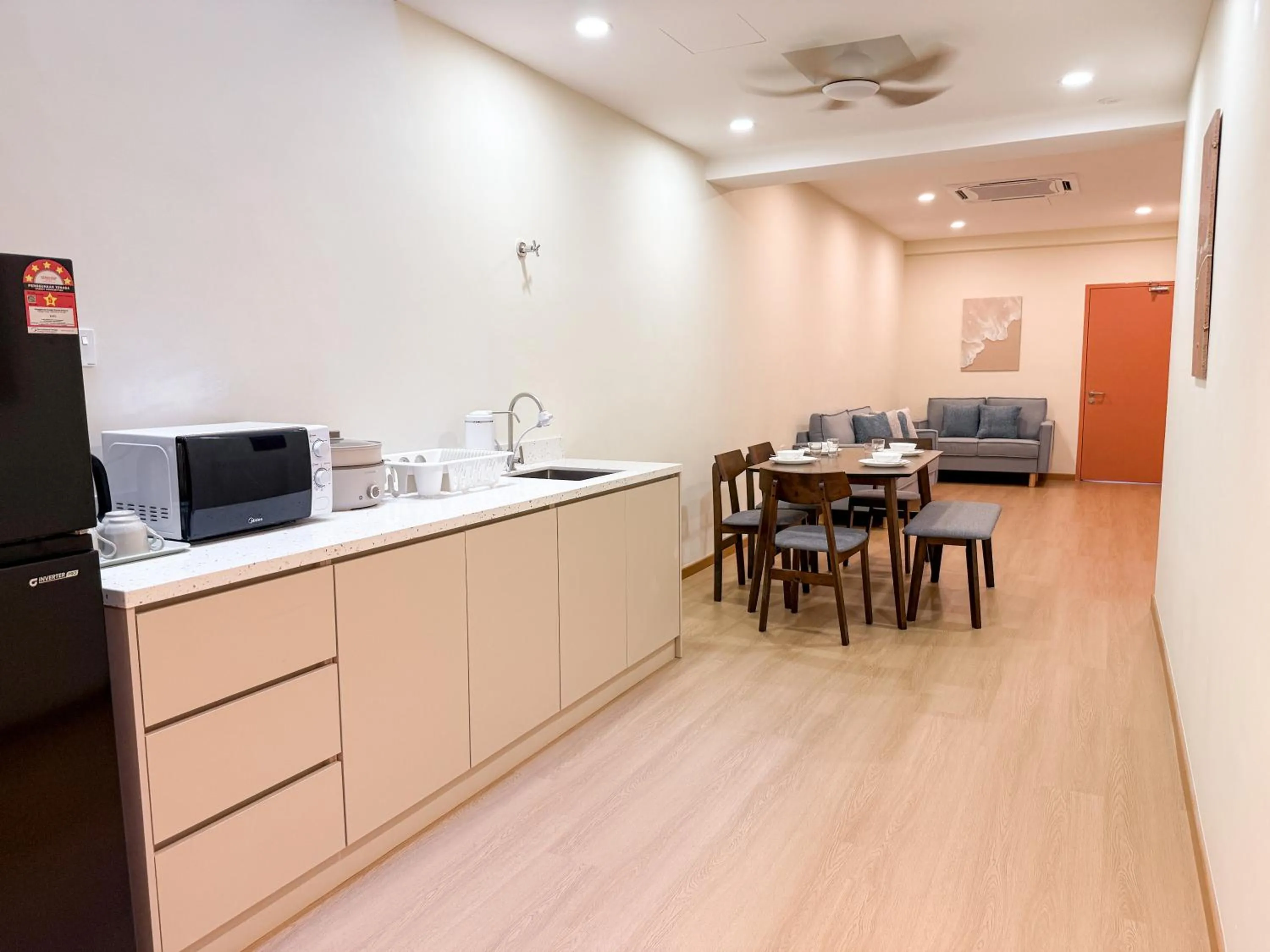 Resandau Stay Ipoh - Nearby Ipoh Town - Private Car Park and Lift - Whole unit & Coliving