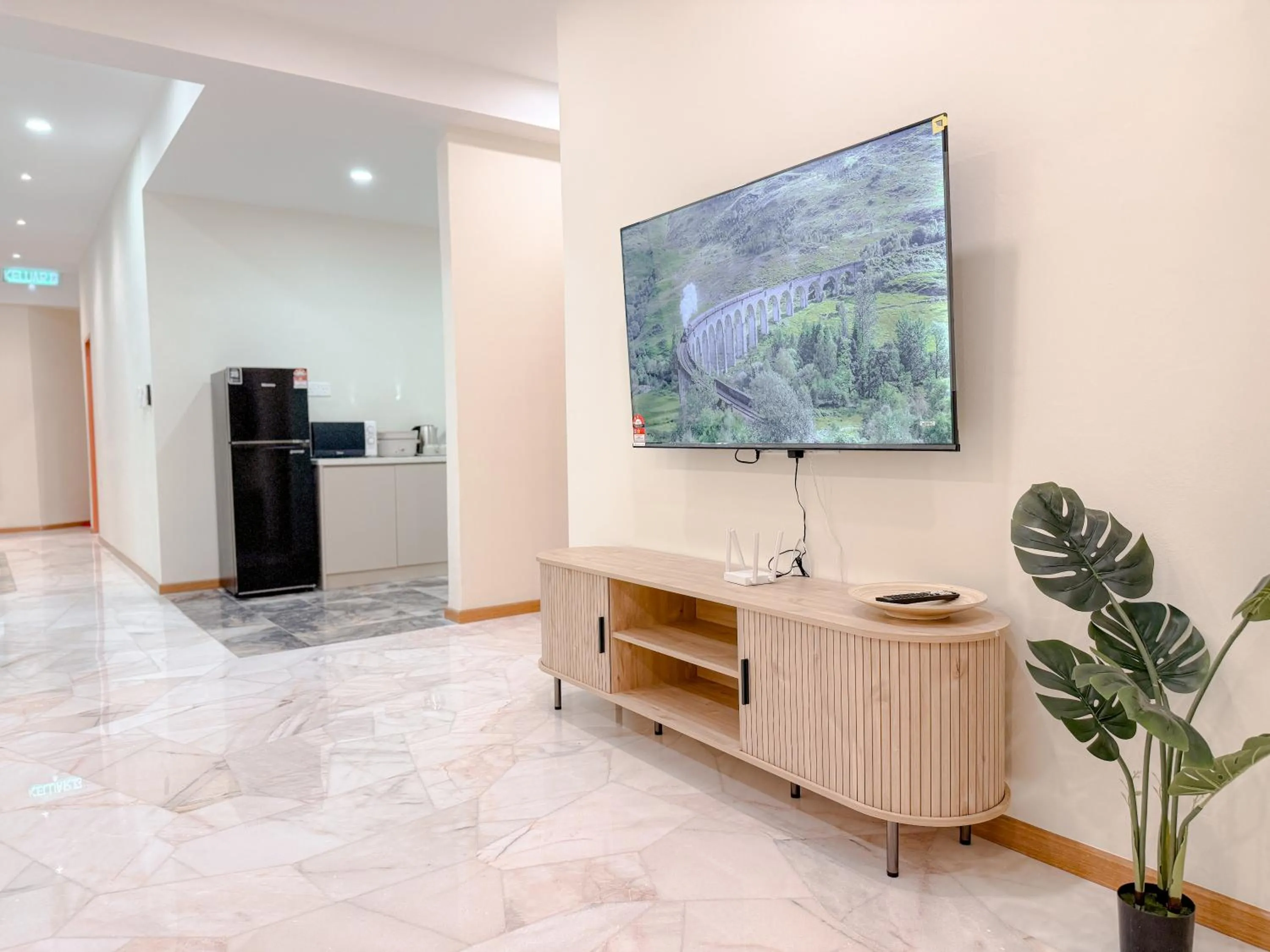 Resandau Stay Ipoh - Nearby Ipoh Town - Private Car Park and Lift - Whole unit & Coliving