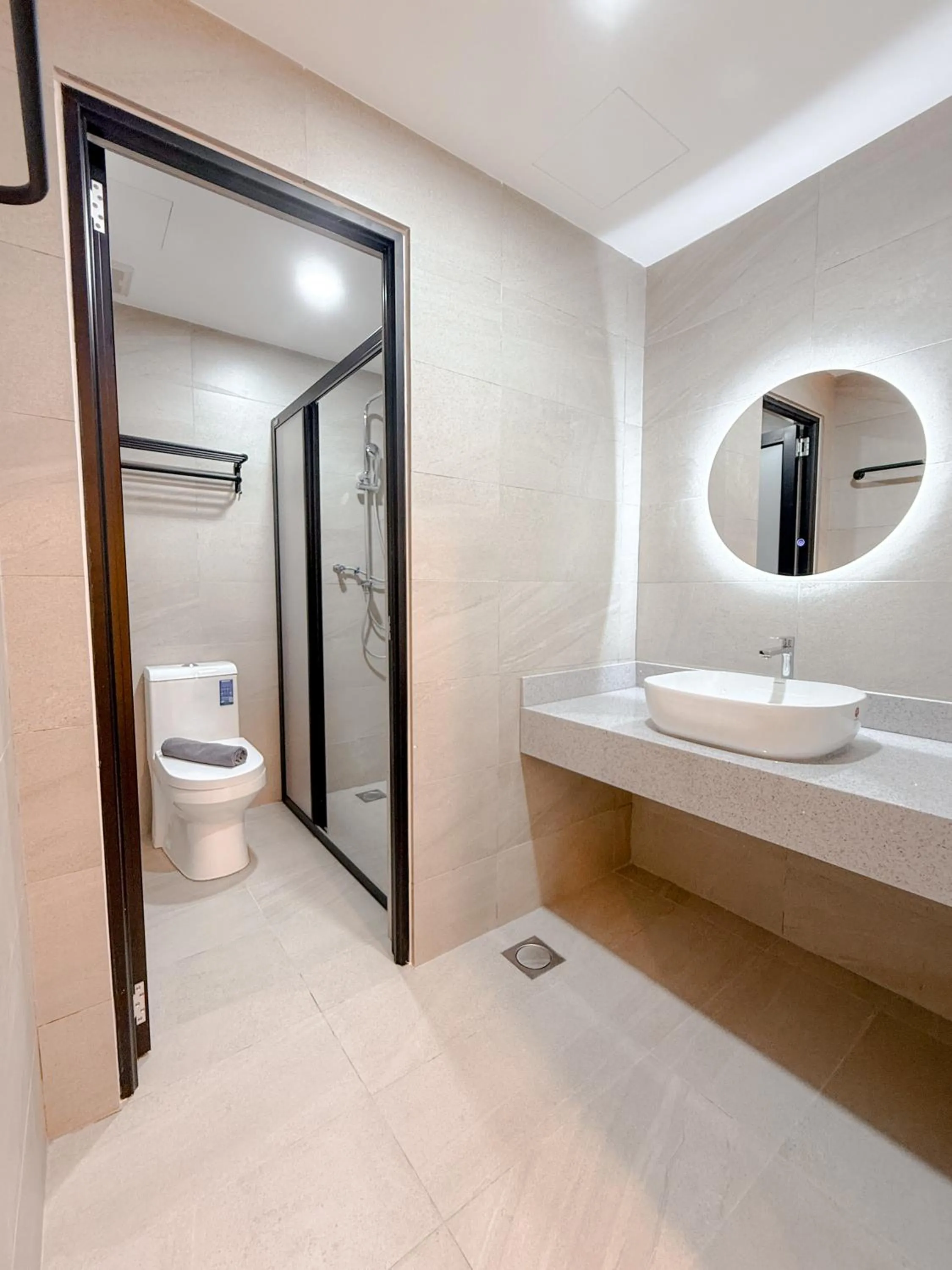 Resandau Stay Ipoh - Nearby Ipoh Town - Private Car Park and Lift - Whole unit & Coliving