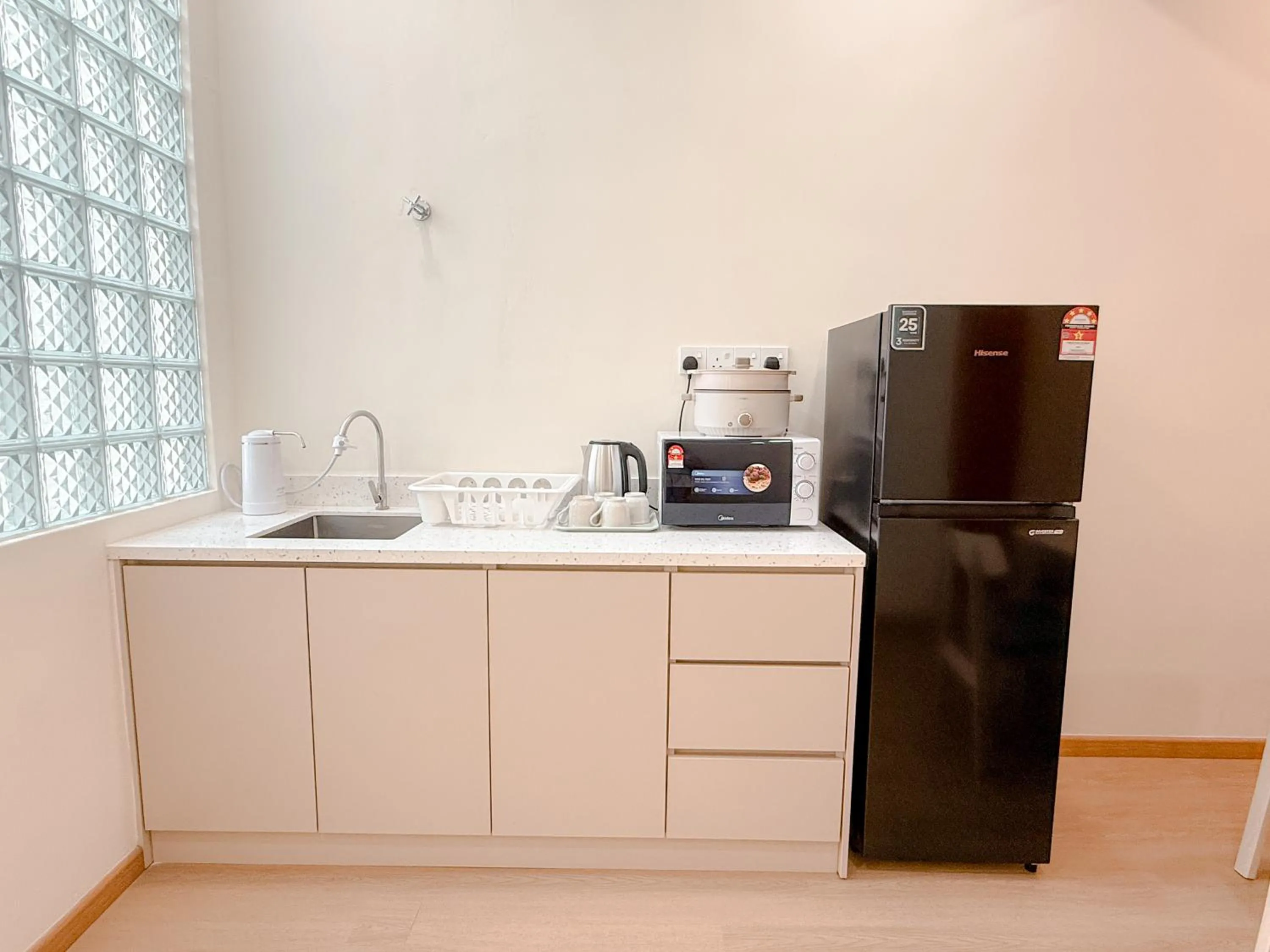 Resandau Stay Ipoh - Nearby Ipoh Town - Private Car Park and Lift - Whole unit & Coliving