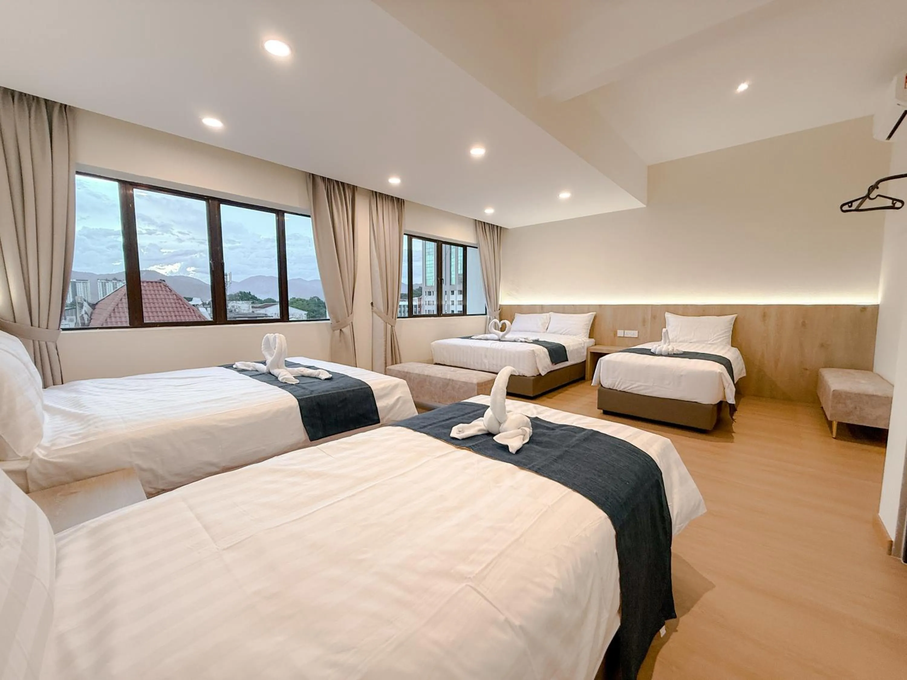 Bed in Resandau Stay Ipoh - Nearby Ipoh Town - Private Car Park and Lift - Whole unit & Coliving