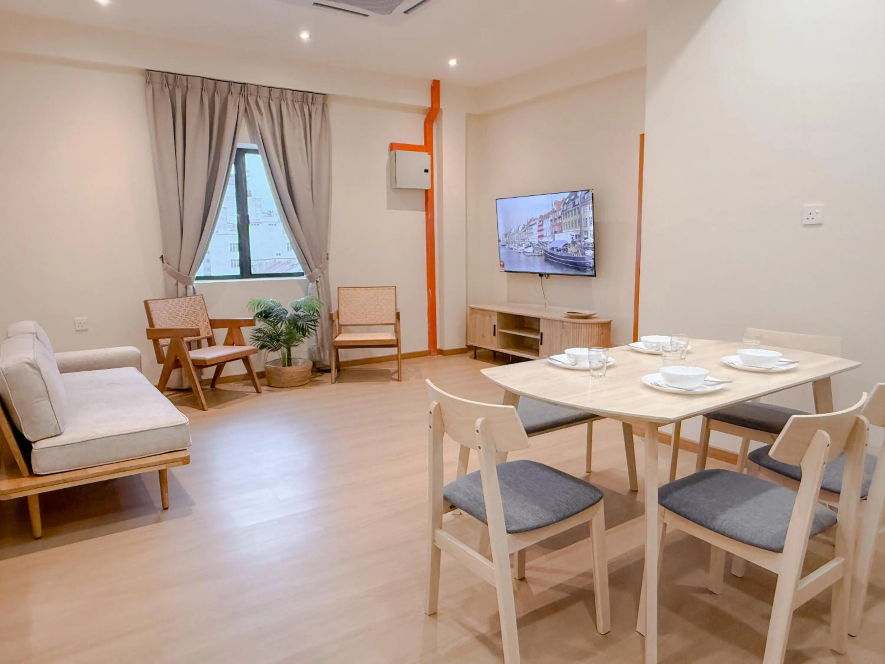 Resandau Stay Ipoh - Nearby Ipoh Town - Private Car Park and Lift - Whole unit & Coliving