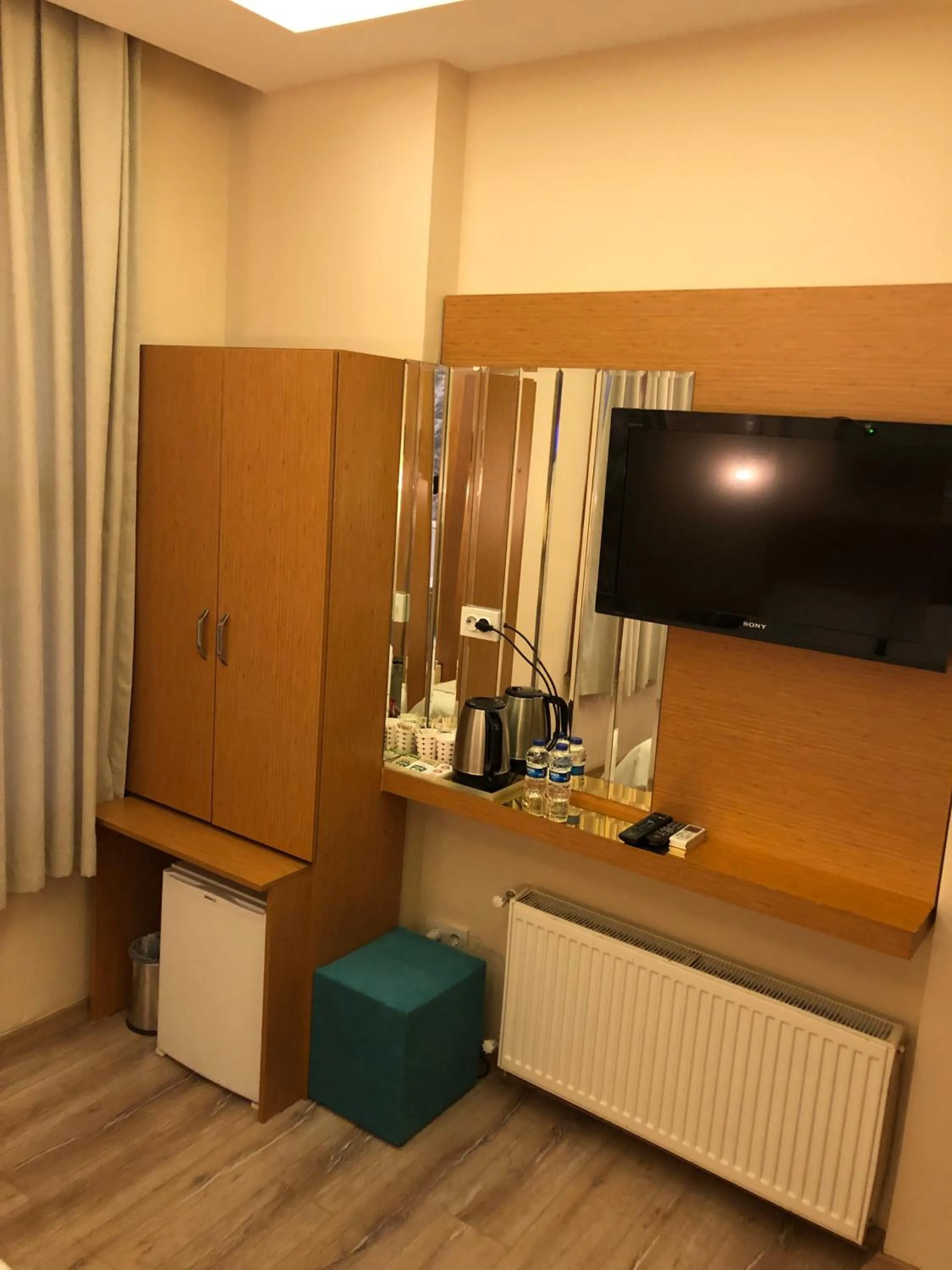 Photo of the whole room in Ottoman's Pearl Hotel