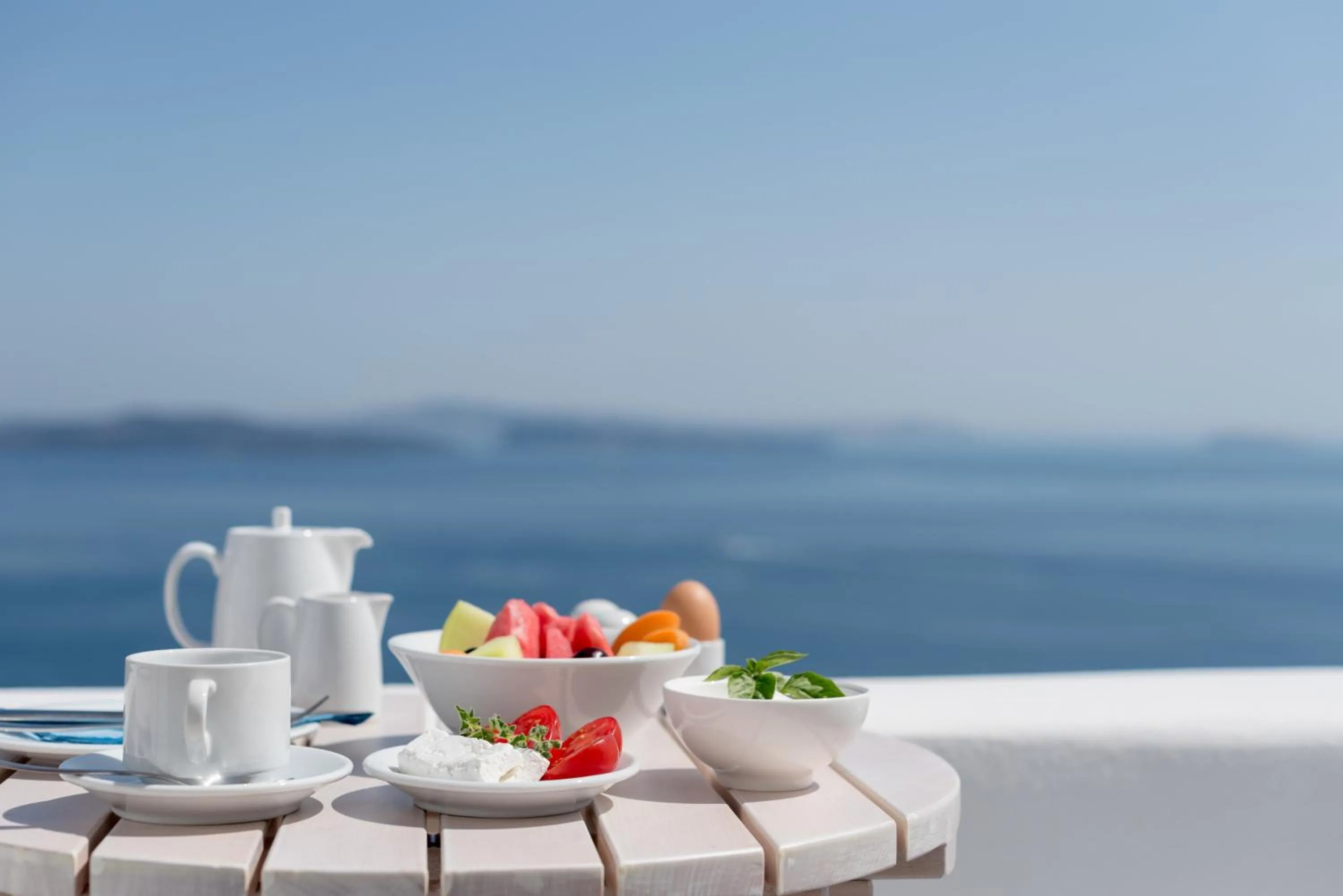 Day in Thirea Suites