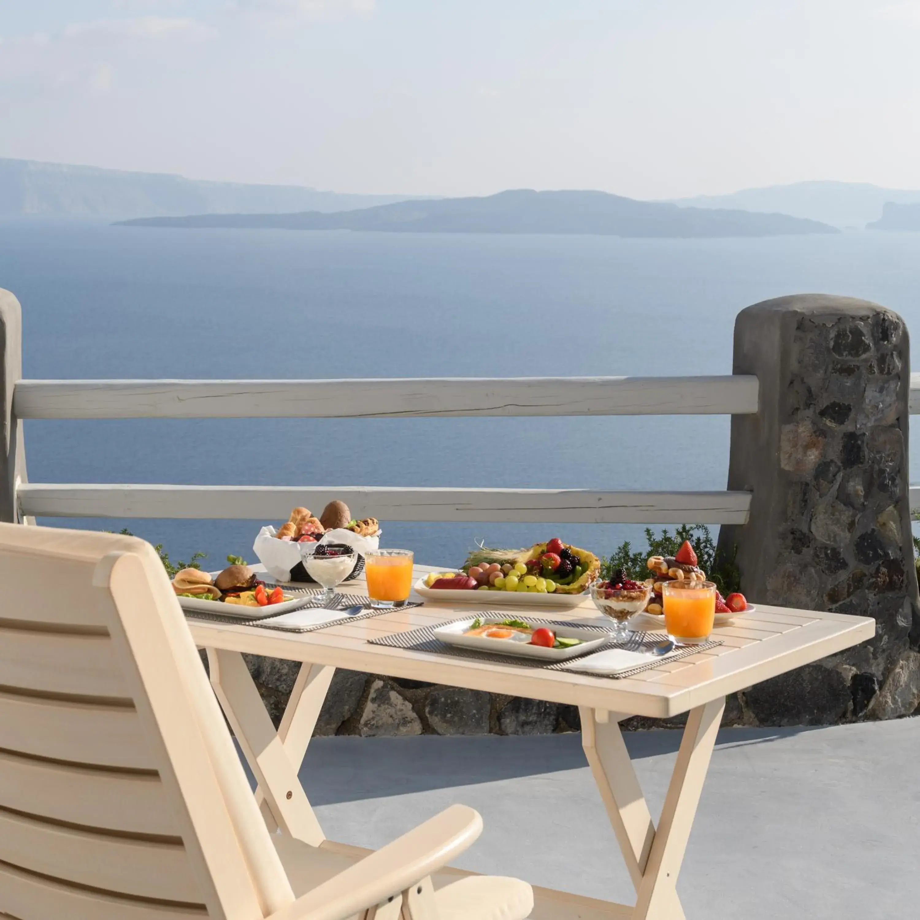 Premium Suite with Caldera view and Jacuzzi in Thirea Suites Premium Suite with Caldera view and Jacuzzi in Thirea Suites