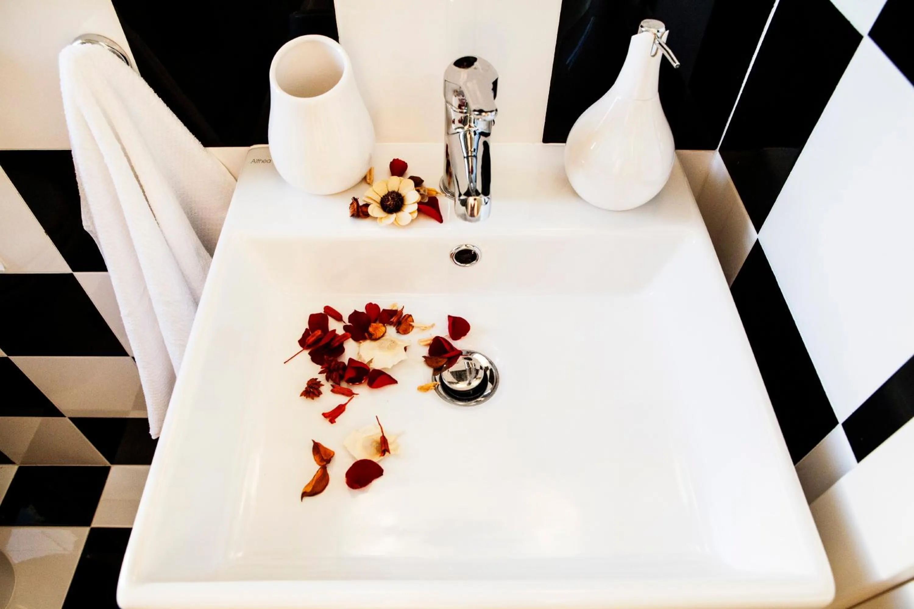 Bathroom in City Lights Rome