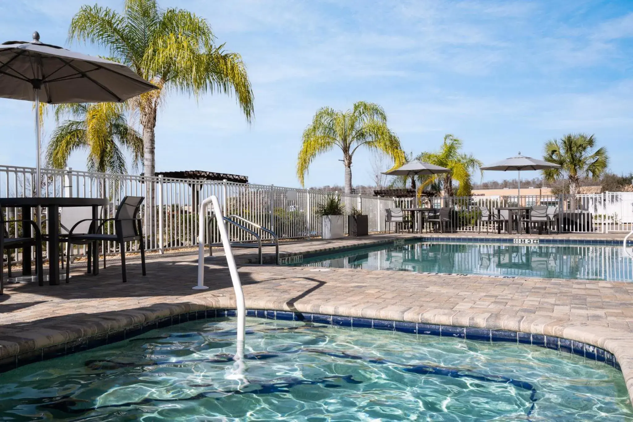 Swimming pool in Holiday Inn Express & Suites Trinity by IHG Swimming pool in Holiday Inn Express & Suites Trinity by IHG