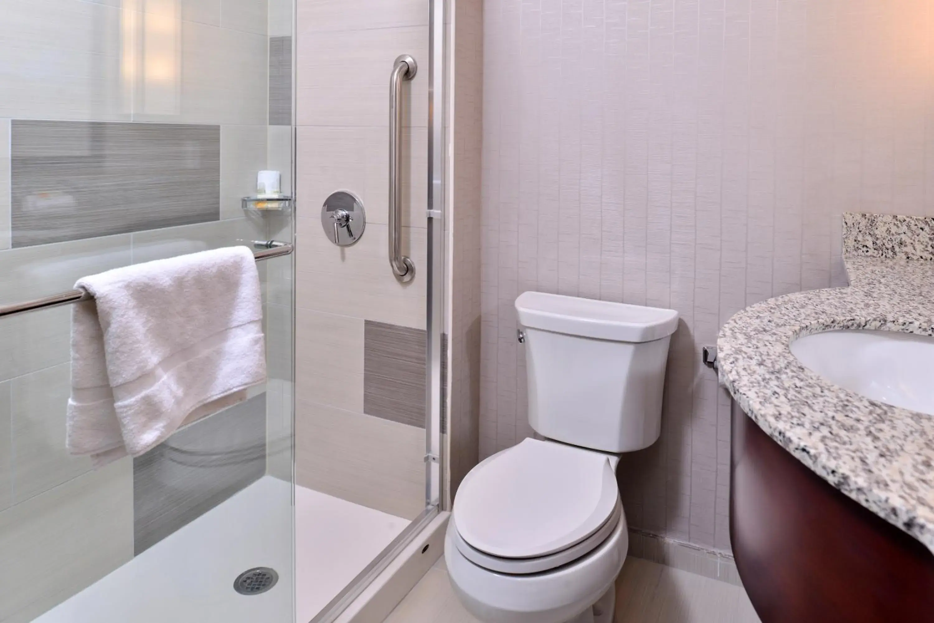 Standard King Room in Holiday Inn New York City - Times Square by IHG Standard King Room in Holiday Inn New York City - Times Square by IHG