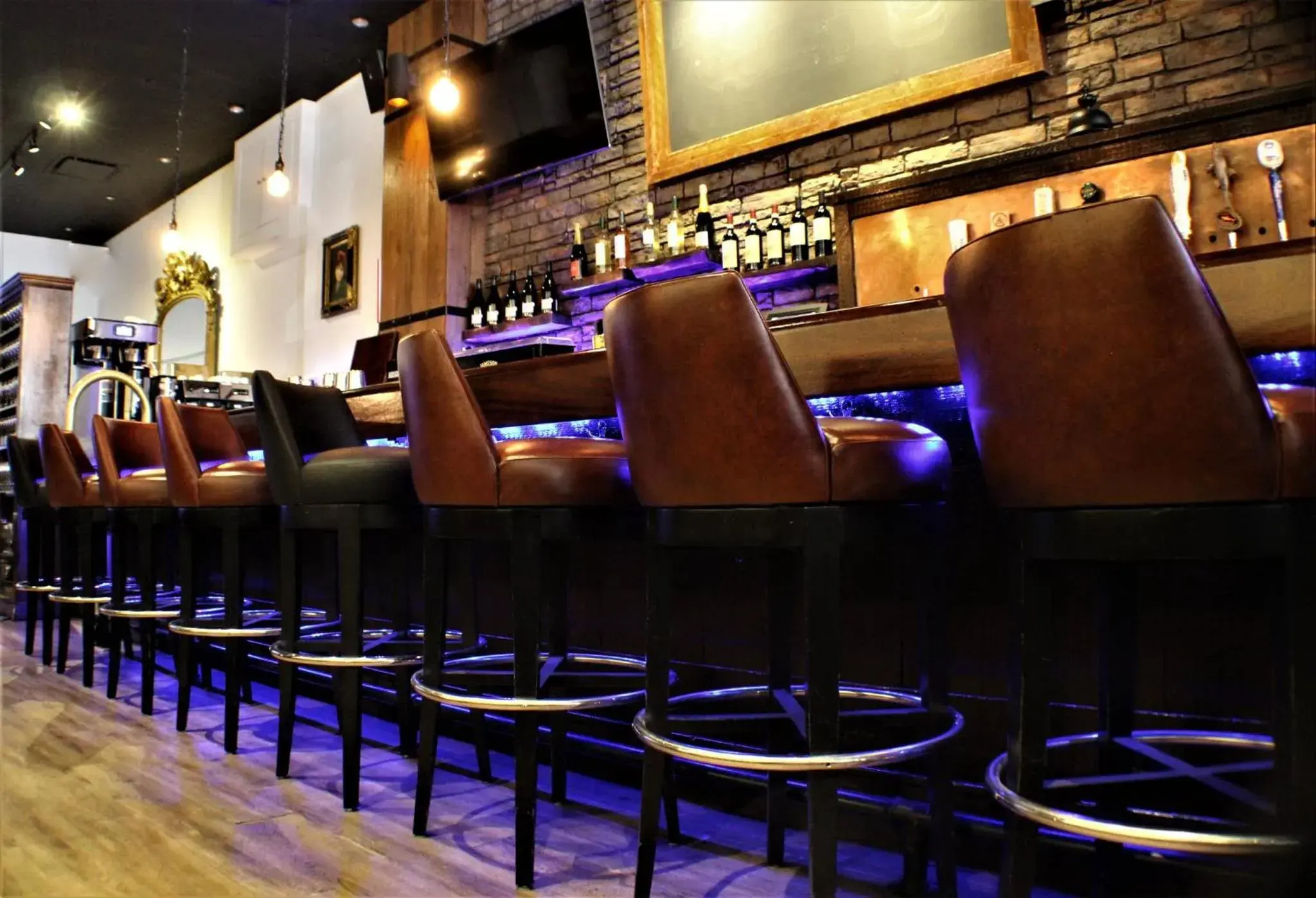 Lounge or bar in Holiday Inn New York City - Times Square by IHG Lounge or bar in Holiday Inn New York City - Times Square by IHG