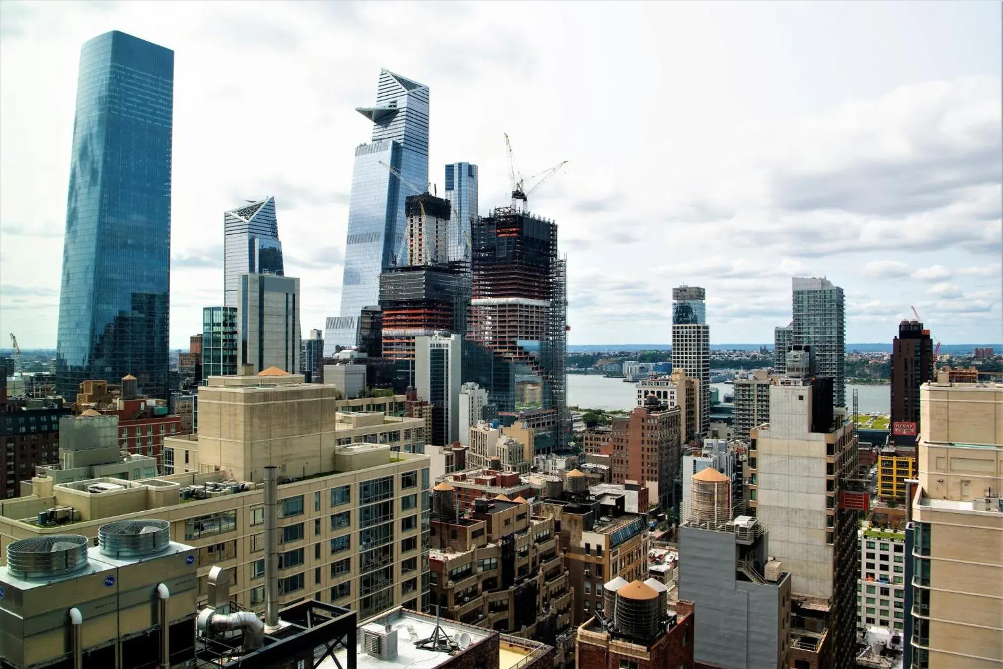 Photo of the whole room in Holiday Inn New York City - Times Square by IHG Photo of the whole room in Holiday Inn New York City - Times Square by IHG
