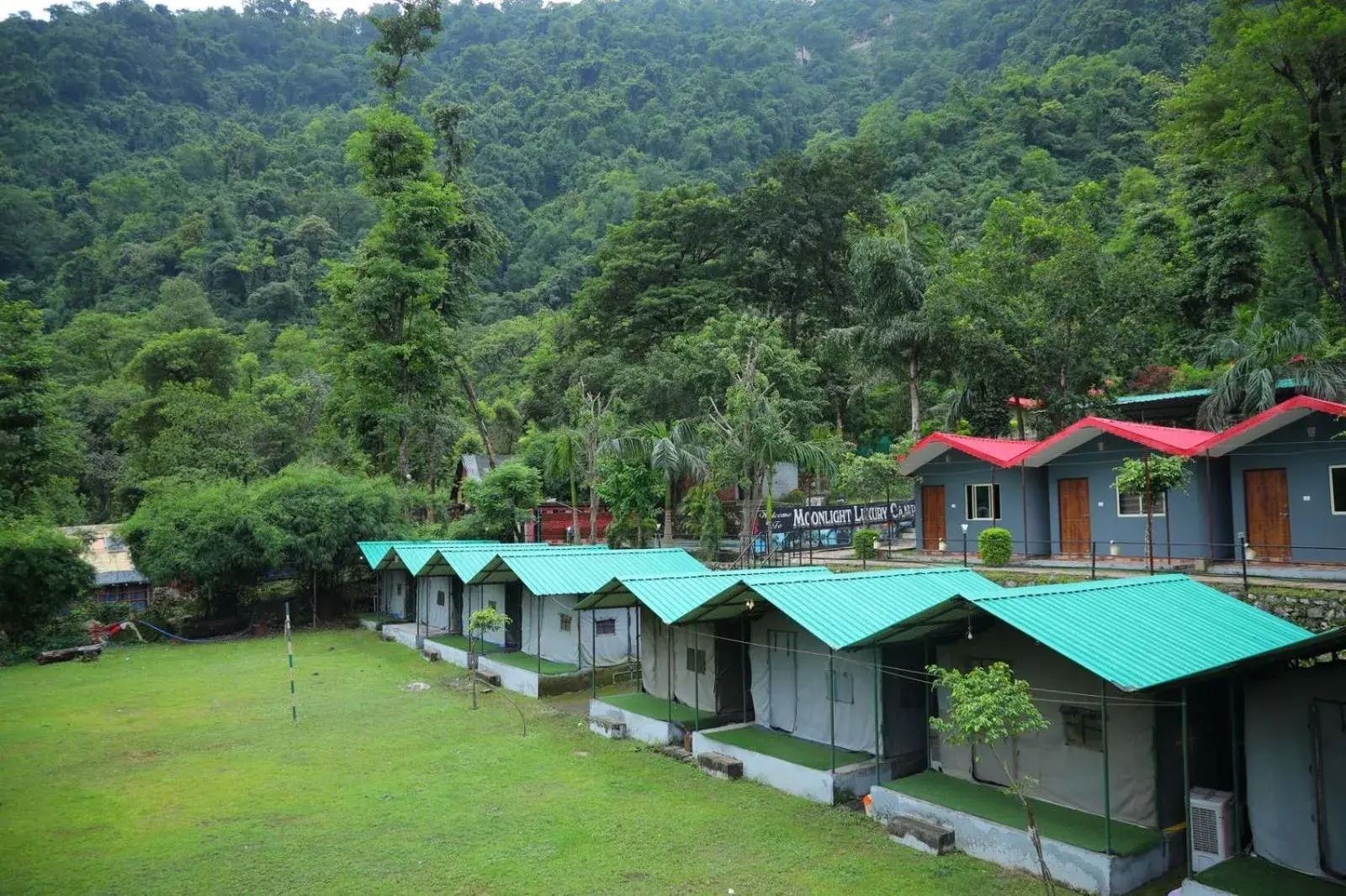 Moonlight Luxury Camps Moonlight Luxury Camps