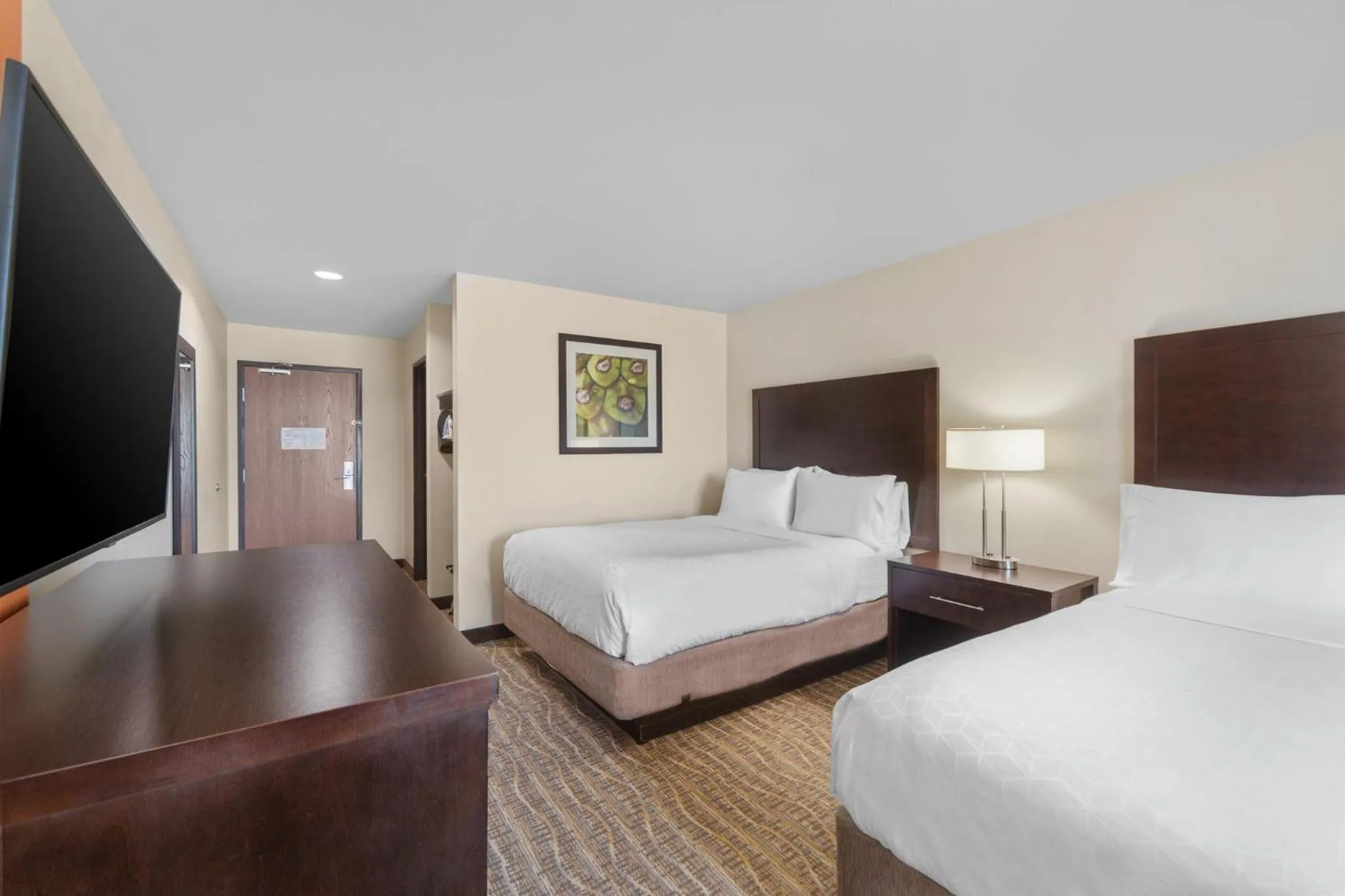 Photo of the whole room, Bed in Holiday Inn Express Tomball by IHG