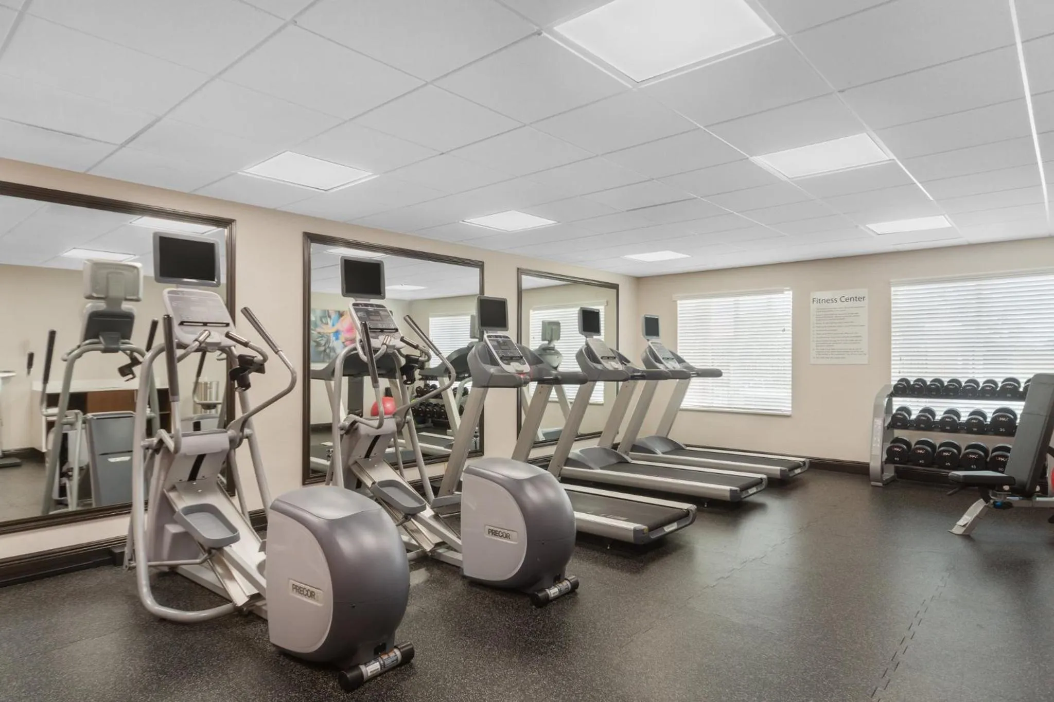 Fitness centre/facilities in Holiday Inn Express Tomball by IHG