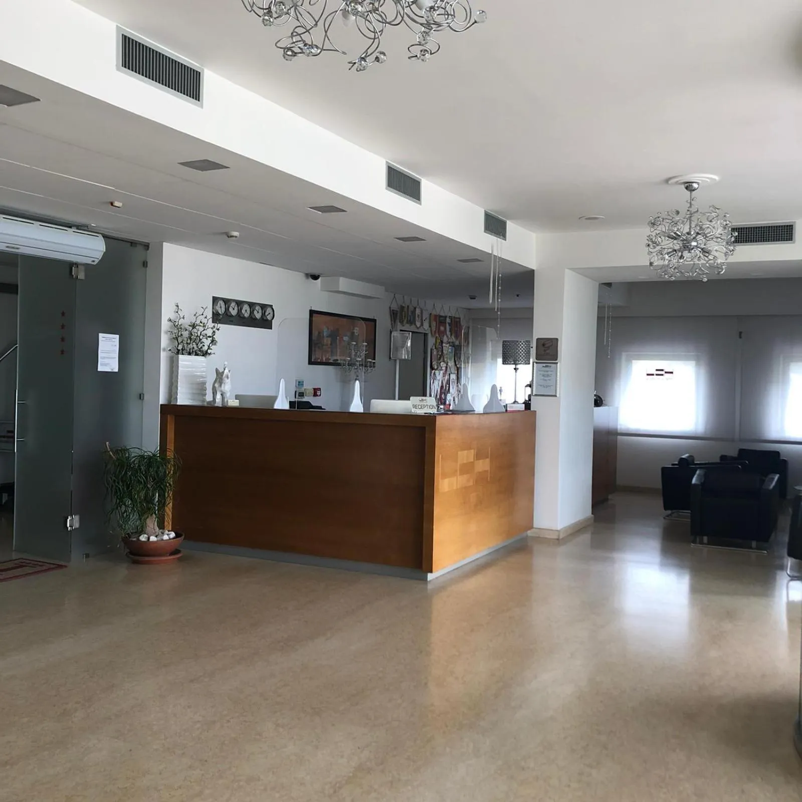 Restaurant/places to eat in La Costiera Hotel