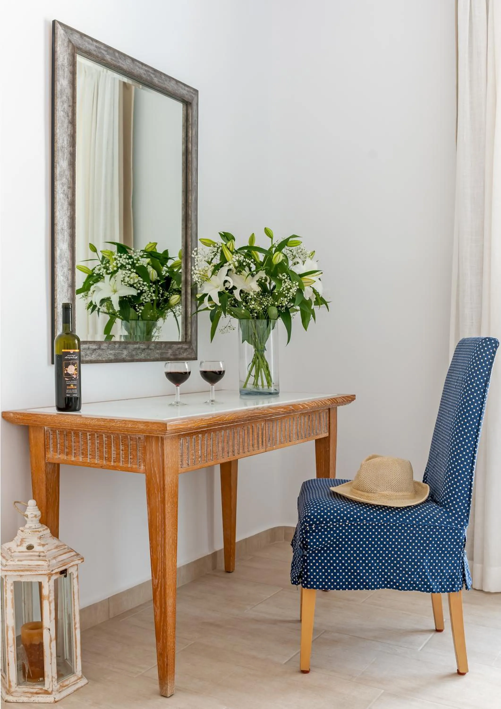 Decorative detail in Cape Mykonos