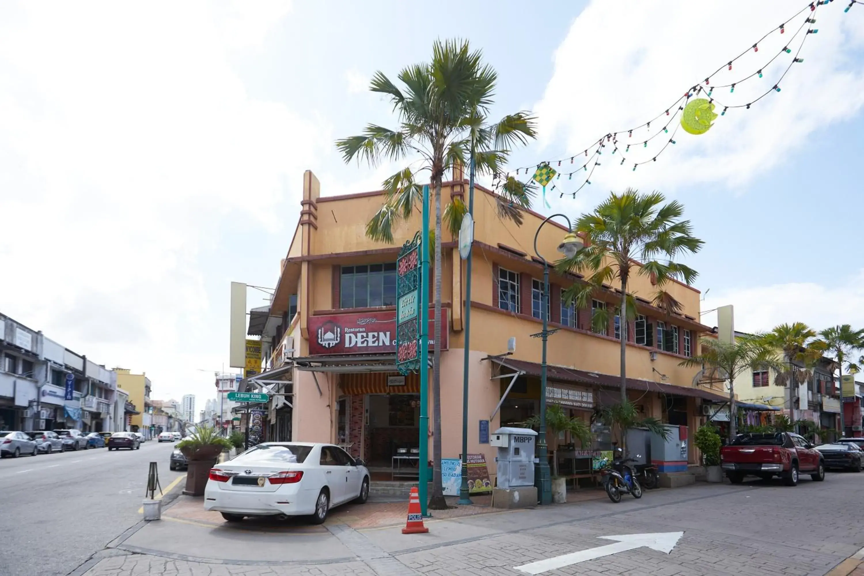 Property building in Ros Heritage Motel Property building in Ros Heritage Motel