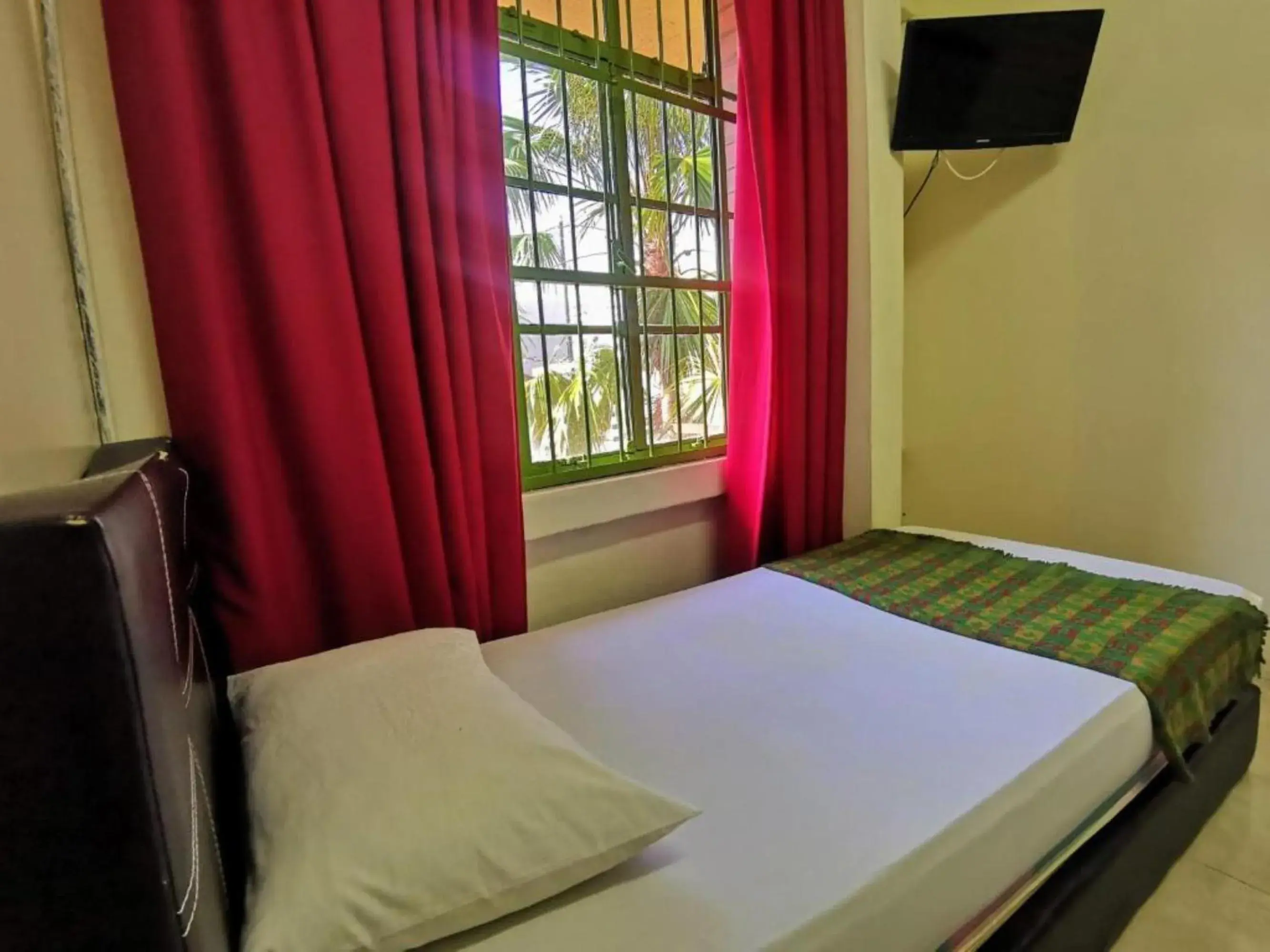 Bed in Ros Heritage Motel Bed in Ros Heritage Motel