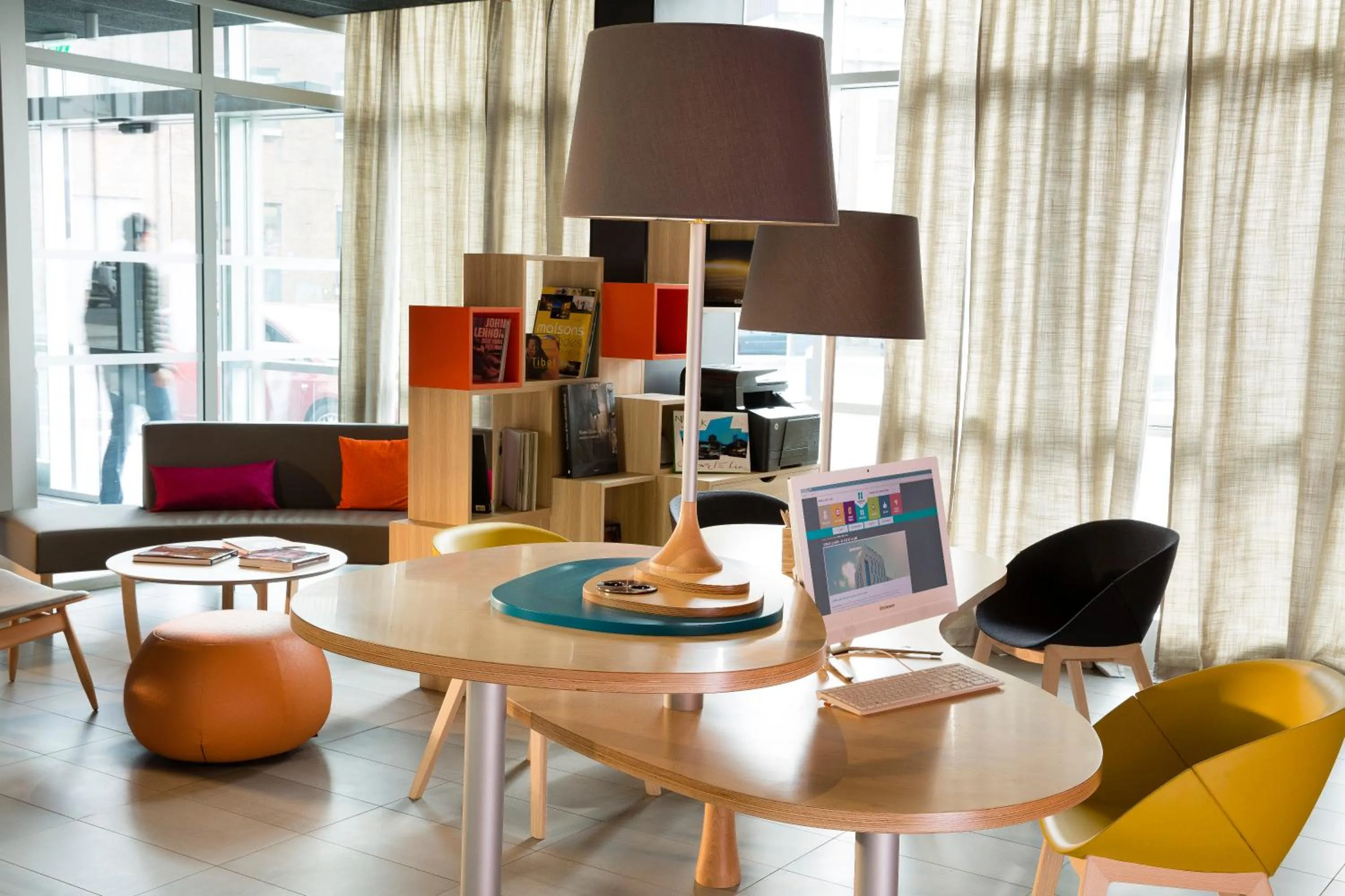 Seating area in Nomad Hotel le Havre Centre Gare