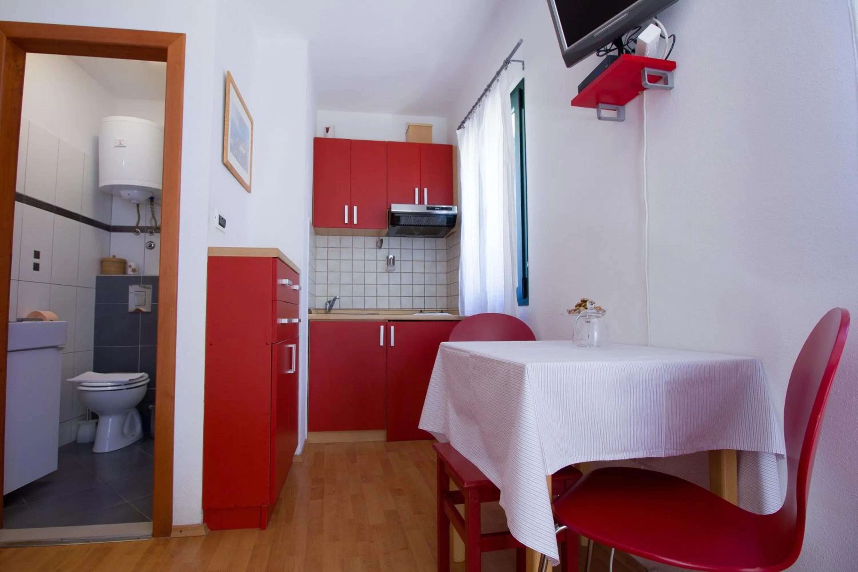 Kitchen or kitchenette in Apartments Baška