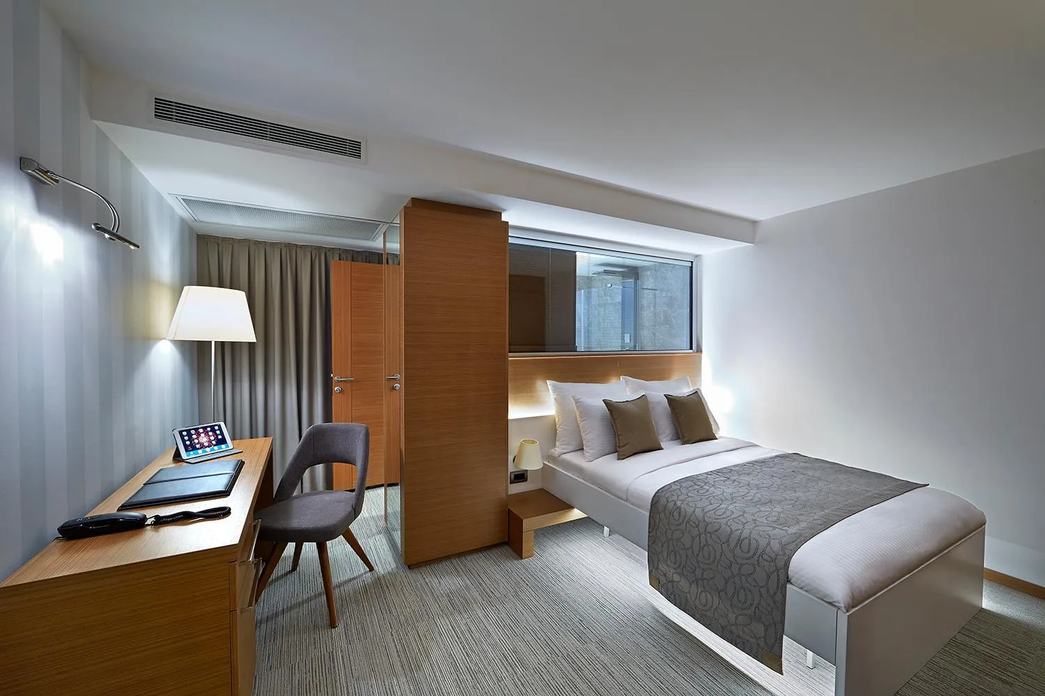 Bed in Milport Hotel Levent Istanbul